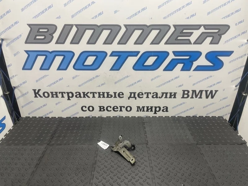 Кронштейн крыла Bmw 3 41357298038 F30 N13B16A, правый