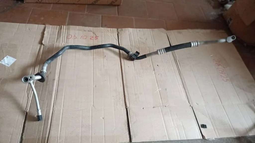 Трубка кондиционера Audi Q7 4L рестайлинг (2009—2015)