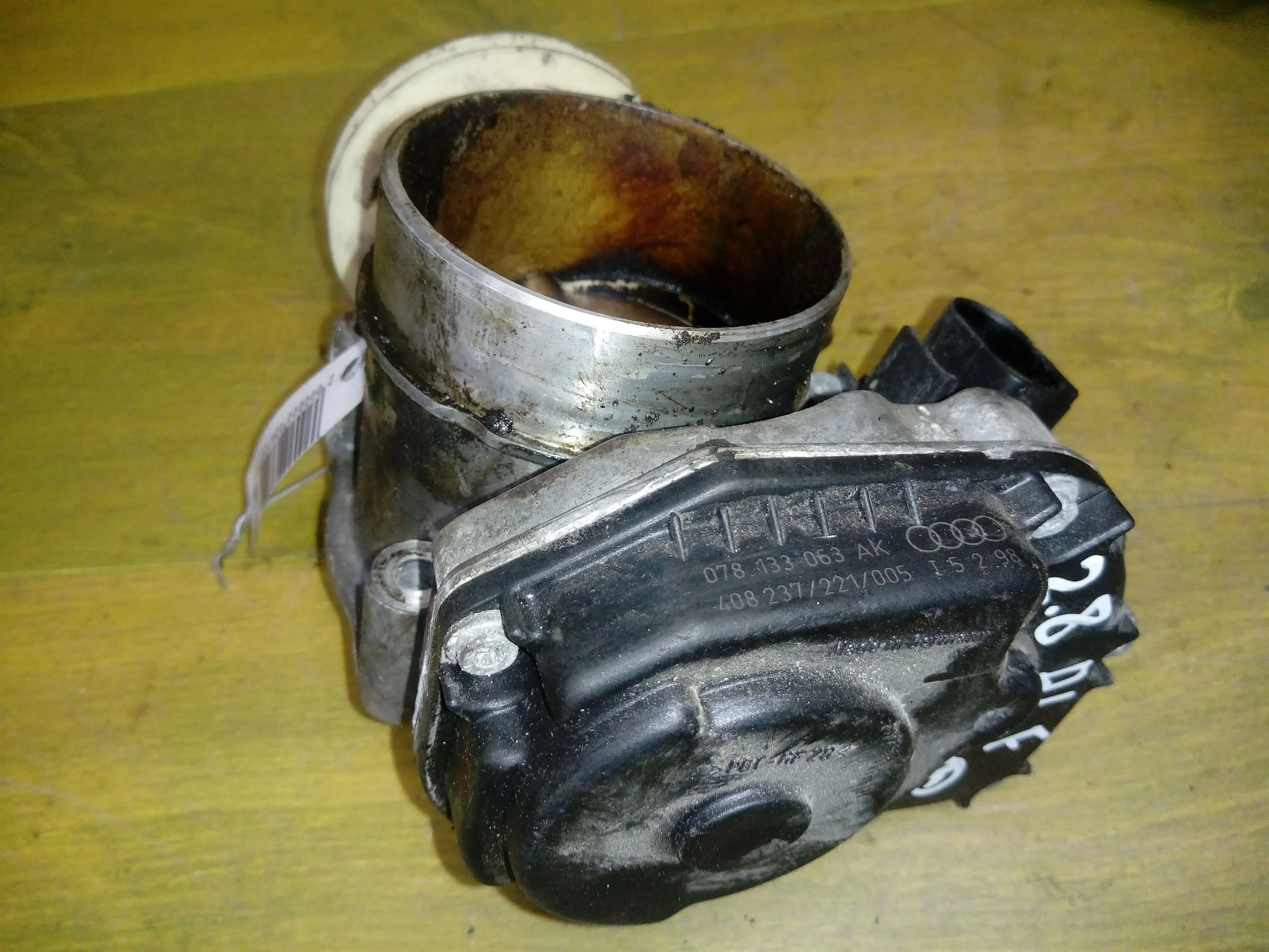 Дроссельная заслонка Audi A6 С5 078133063AK (арт. 13570)