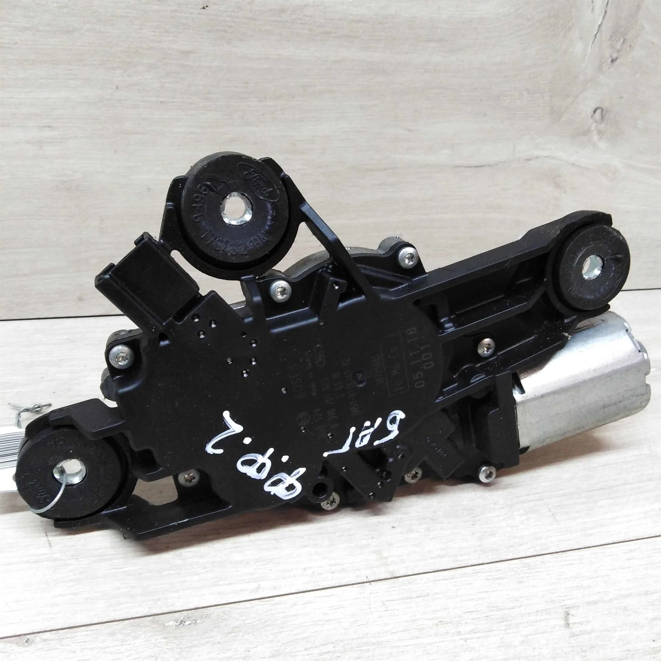 Мотор заднего стеклоочистителя Ford Focus 2 (арт. 13737)