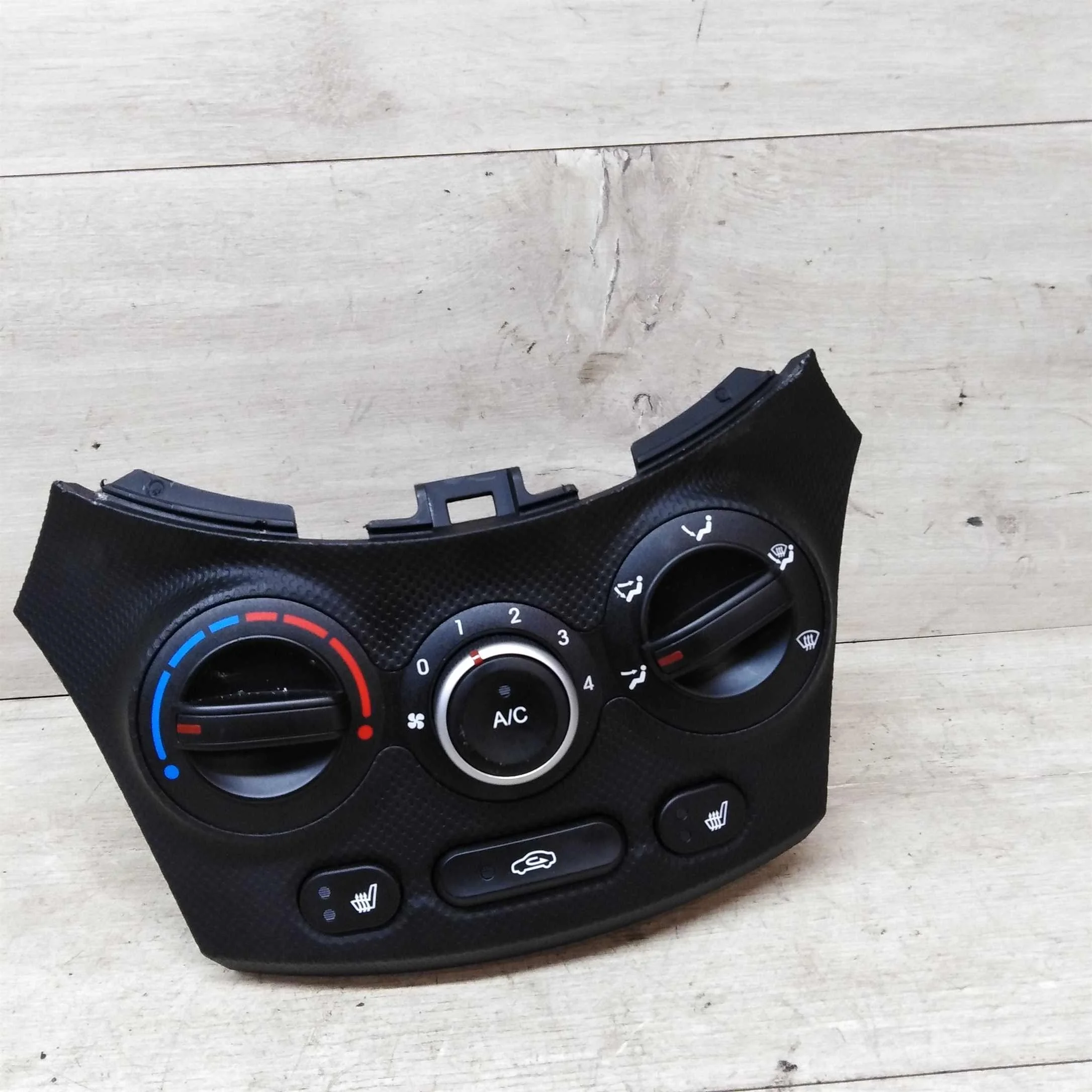 Блок управления печкой Hyundai solaris  (арт. 16590)