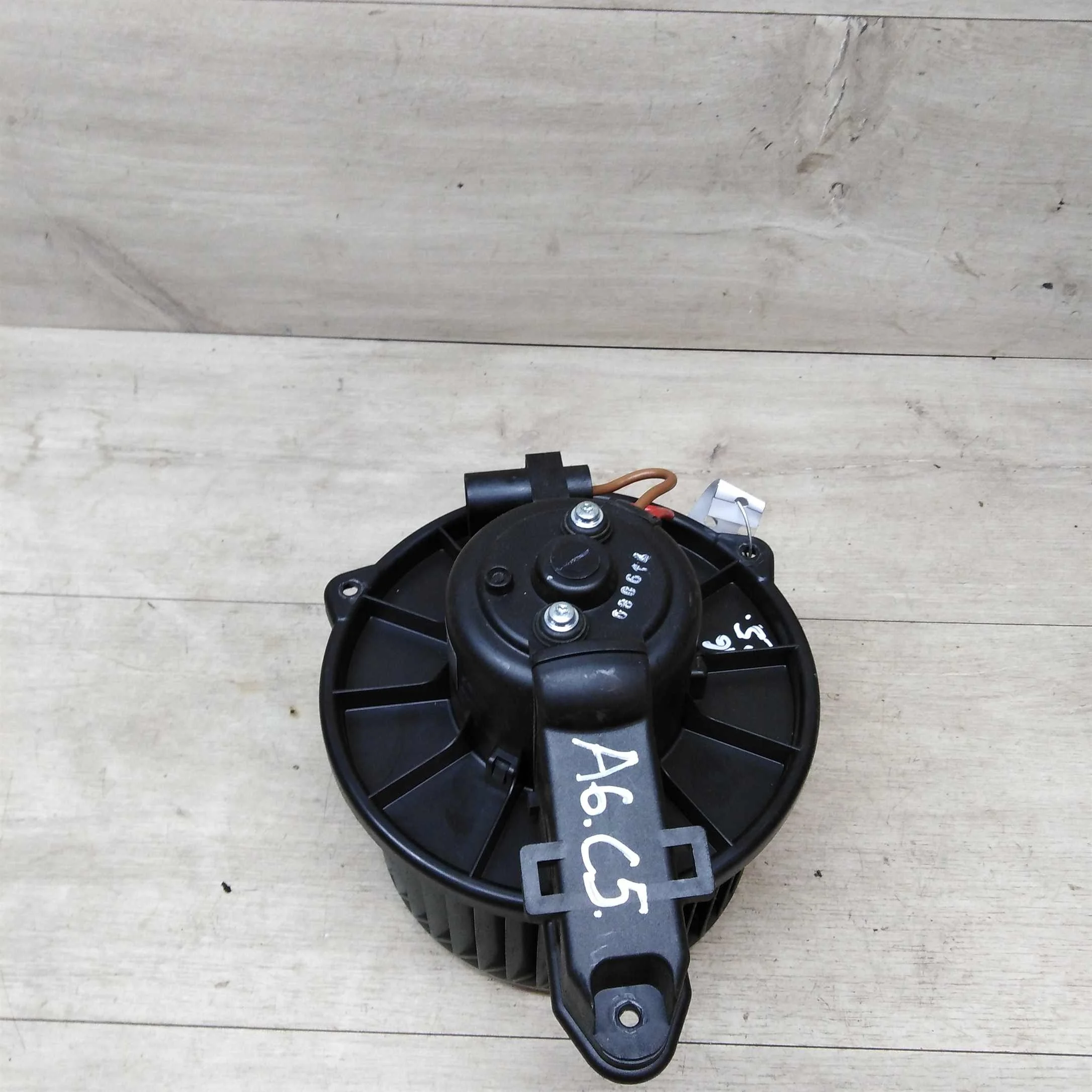 Моторчик печки Audi A6 C5 (арт. 17039)