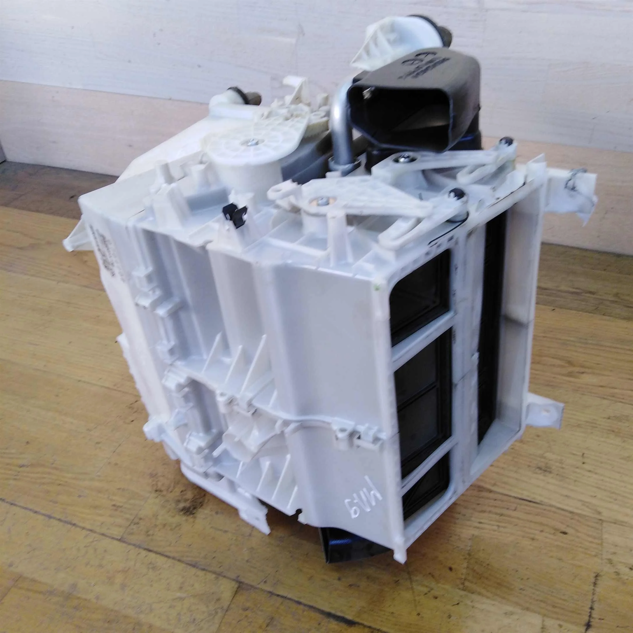 Корпус печки mitsubishi lancer 9 (арт. 17280)