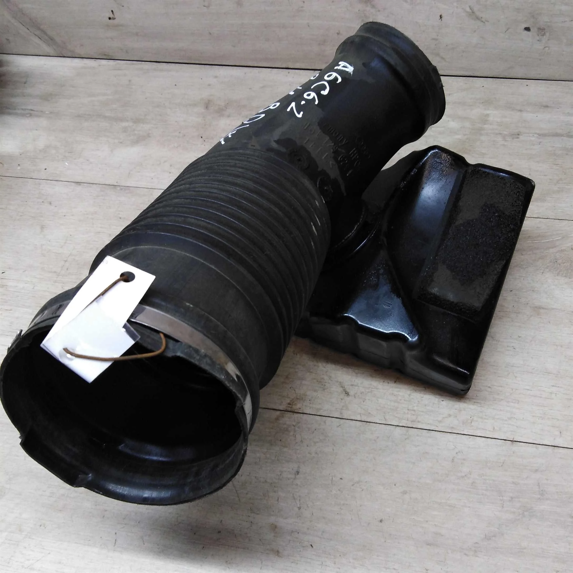 Гофра патрубок Audi A6 C6 2.4i bdw (арт. 20264)