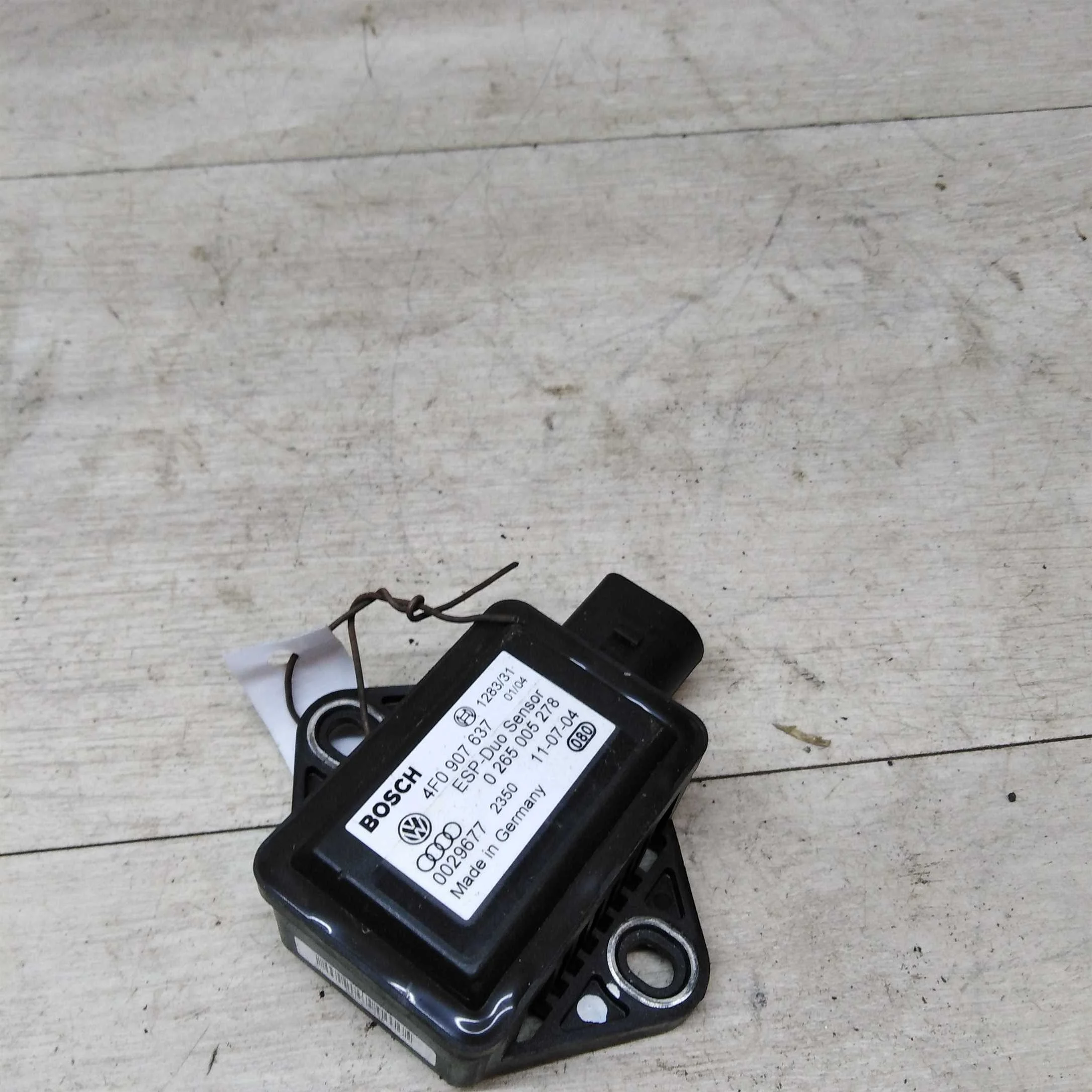 Датчик ускорения Audi A6 C6 (арт. 21318)