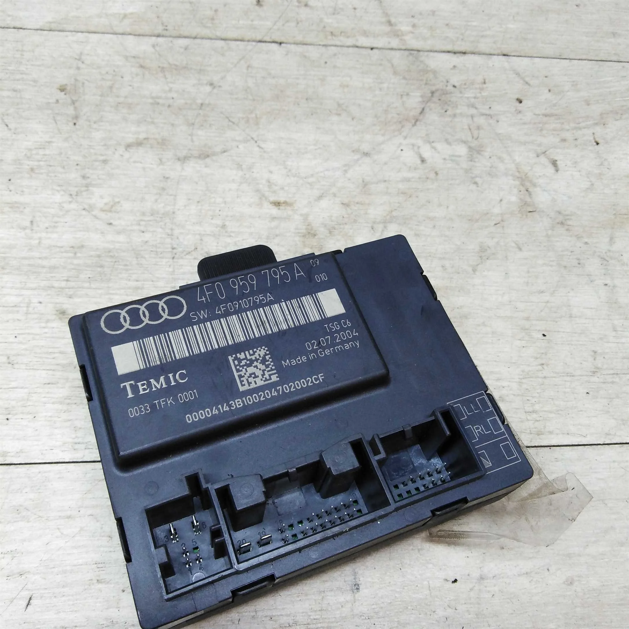 Блок комфорта задней левой двери Audi A6 c6 (арт. 21588)