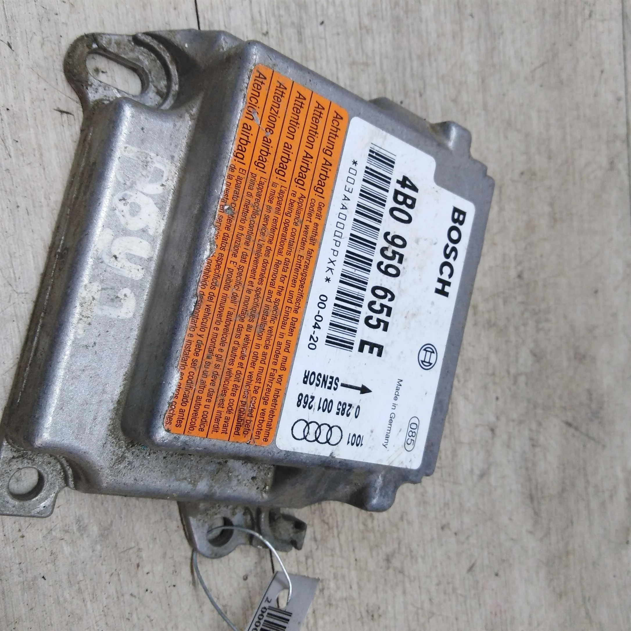 Блок управления подушками безопасности Airbag Audi A6 C5 (арт. 22656)