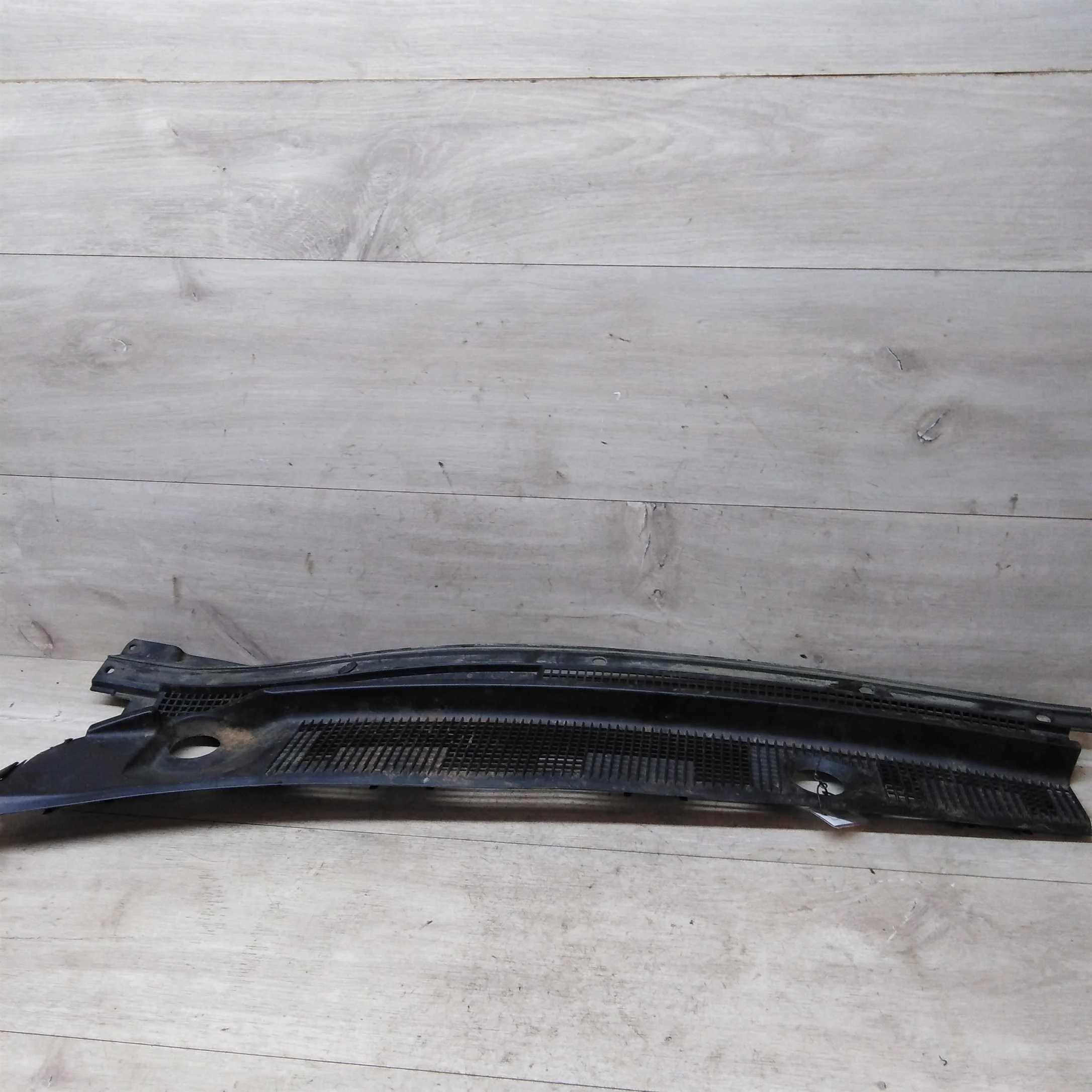 Щиток водоотводящий левый жабо mitsubishi lancer 9 (арт. 23489)