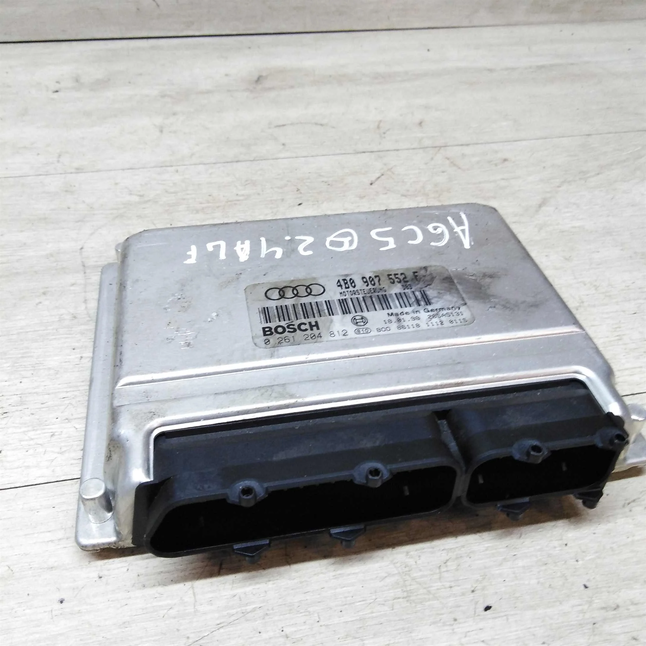 ЭБУ Audi A6 C5 2.4i ALF (арт. 24780)