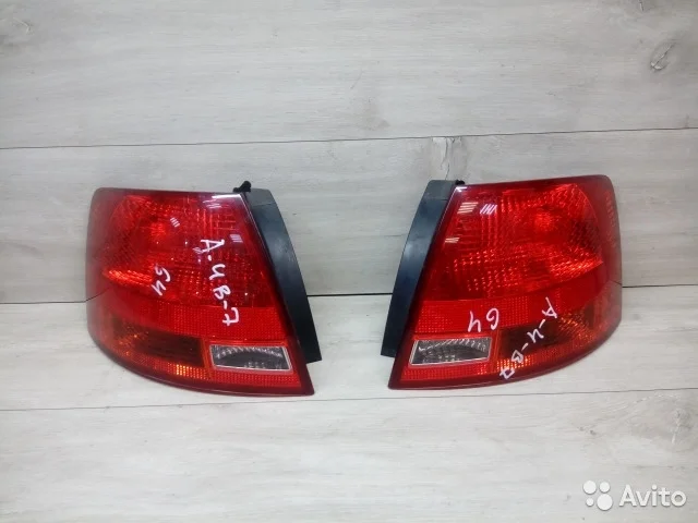 Фонарь задний правый Audi A4 B7 универсал (арт. 25267)