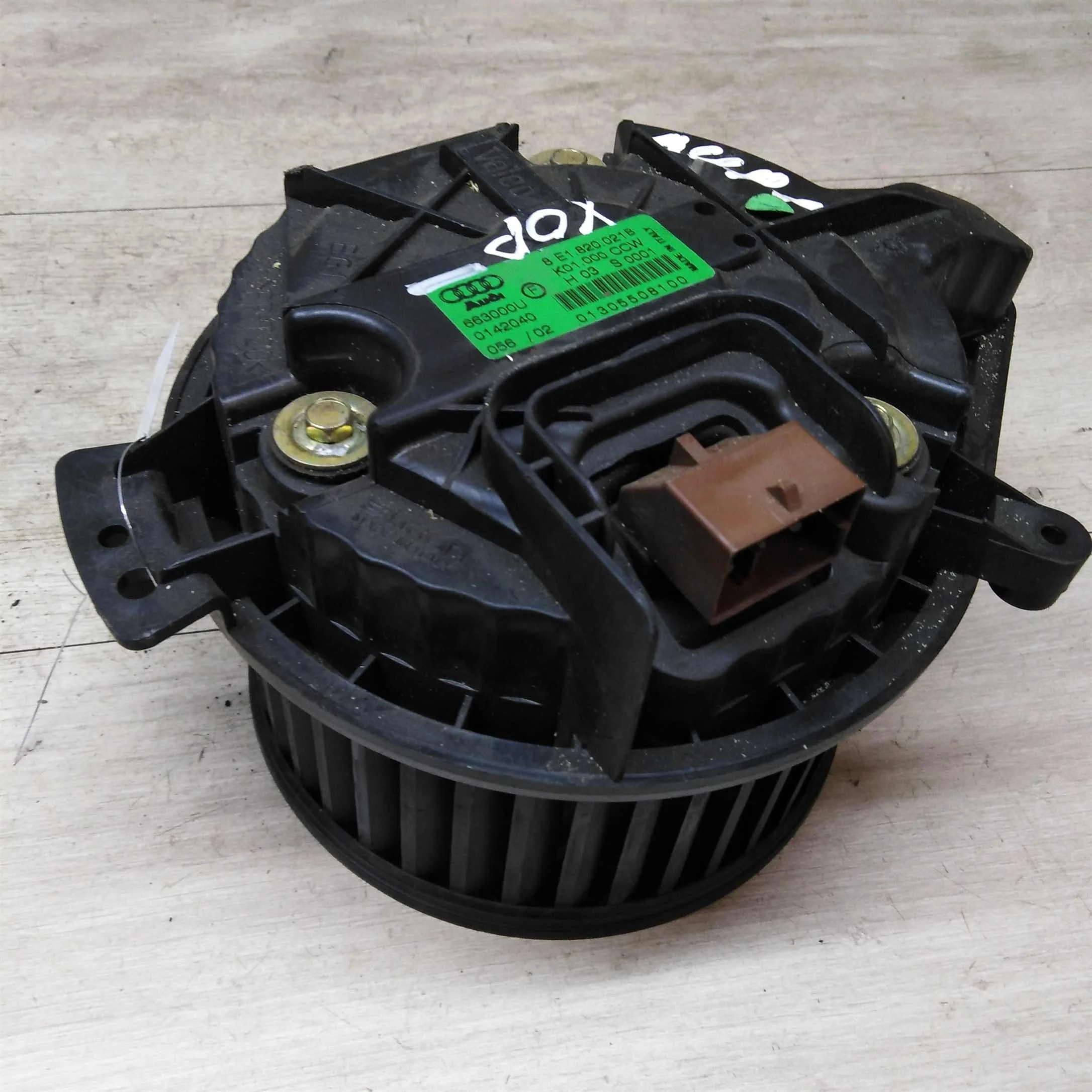 Моторчик печки Audi A4 B6 8e (арт. 25775)