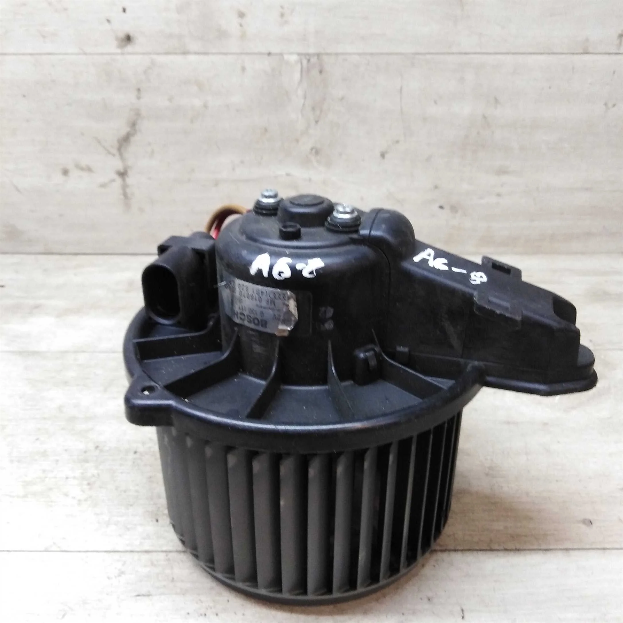 Моторчик печки Audi A6 C5 (арт. 25806)