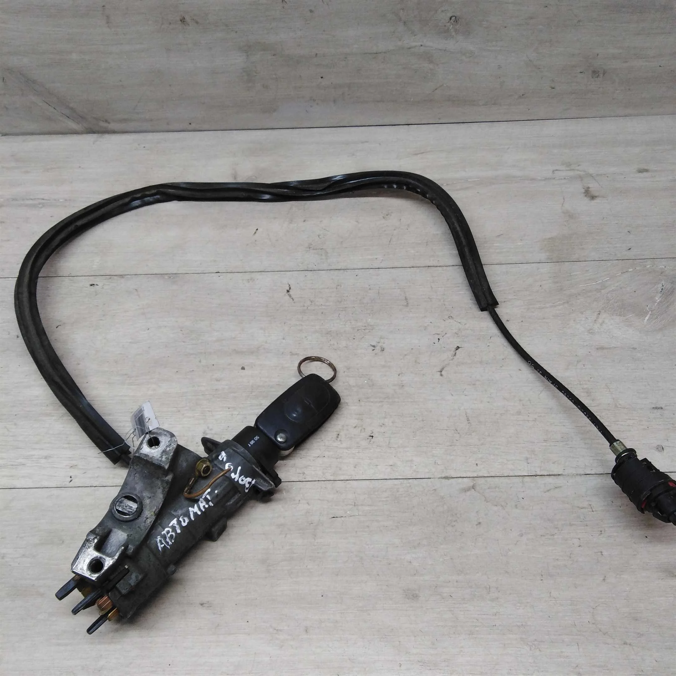 Замок зажигания Volkswagen Bora АКПП (арт. 27952)