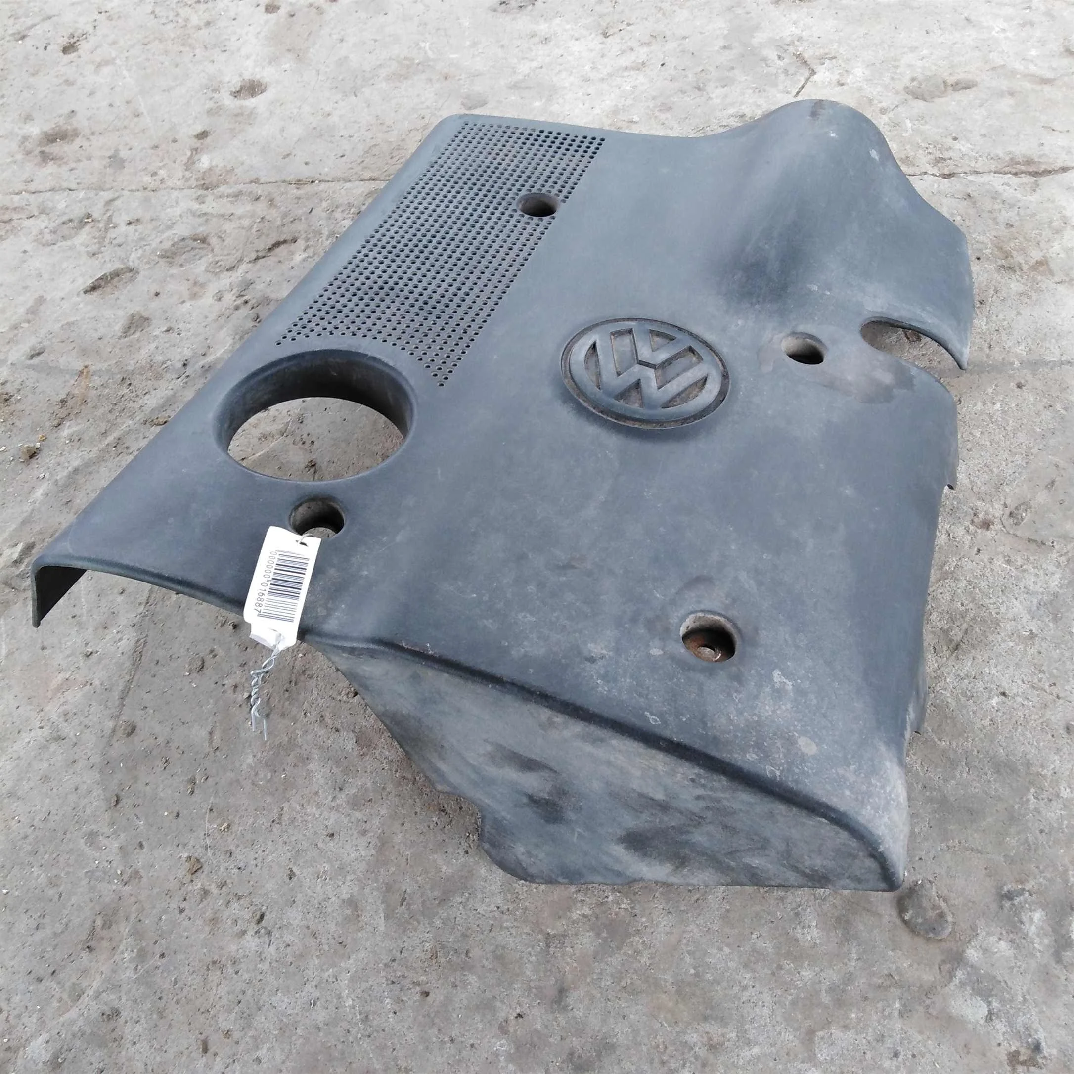 Крышка двигателя декоративная Volkswagen Passat B5 1.6 ahl (арт. 28412)