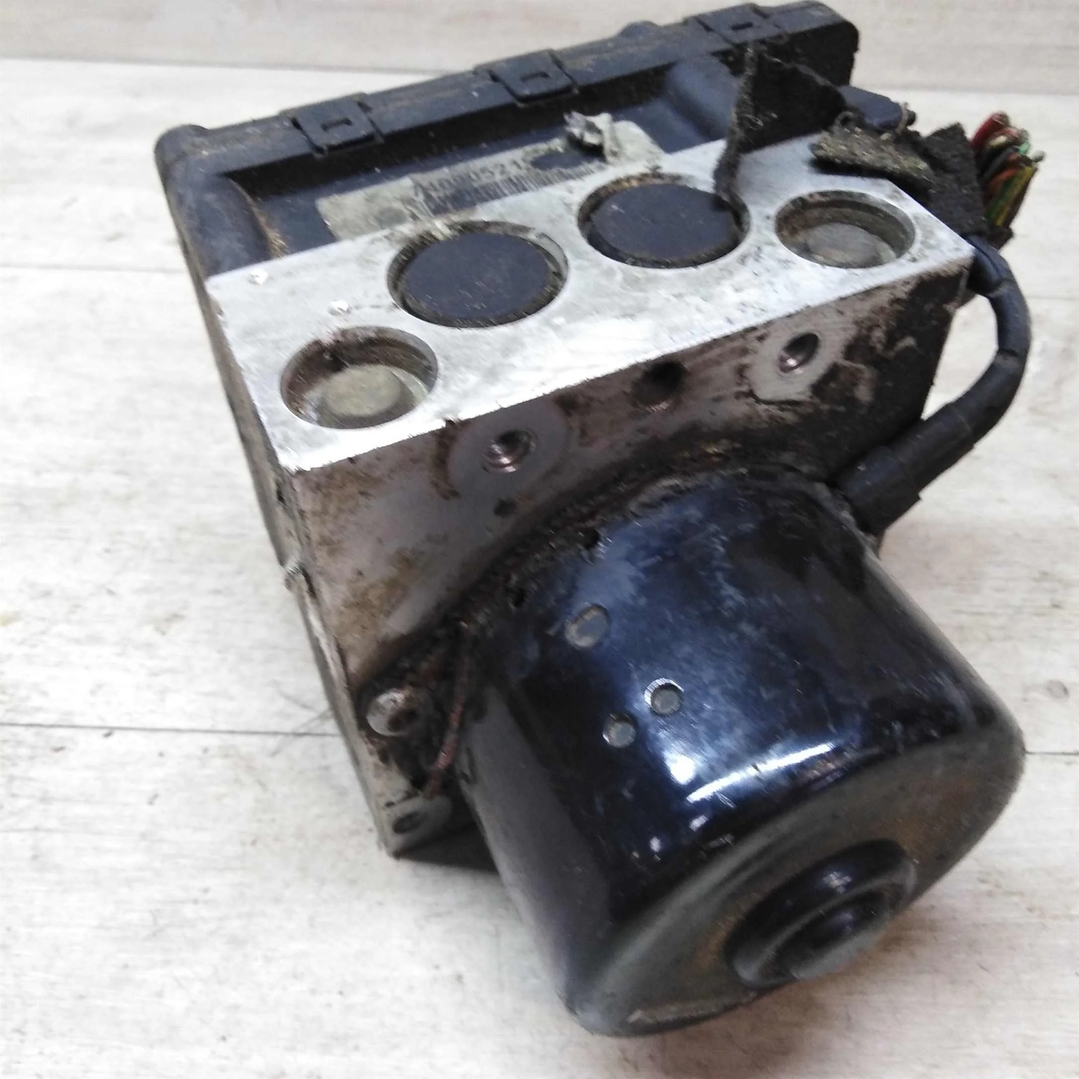 Блок ABS Volkswagen Bora 1J0907379G 1J0614117C (арт. 28823)
