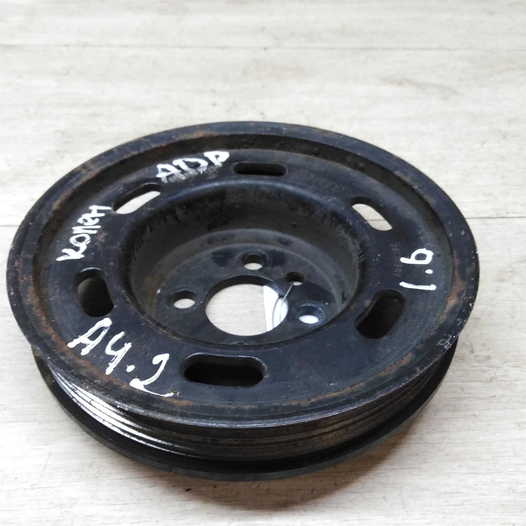 Шкив коленвала Audi A4 B5  (арт. 29373)