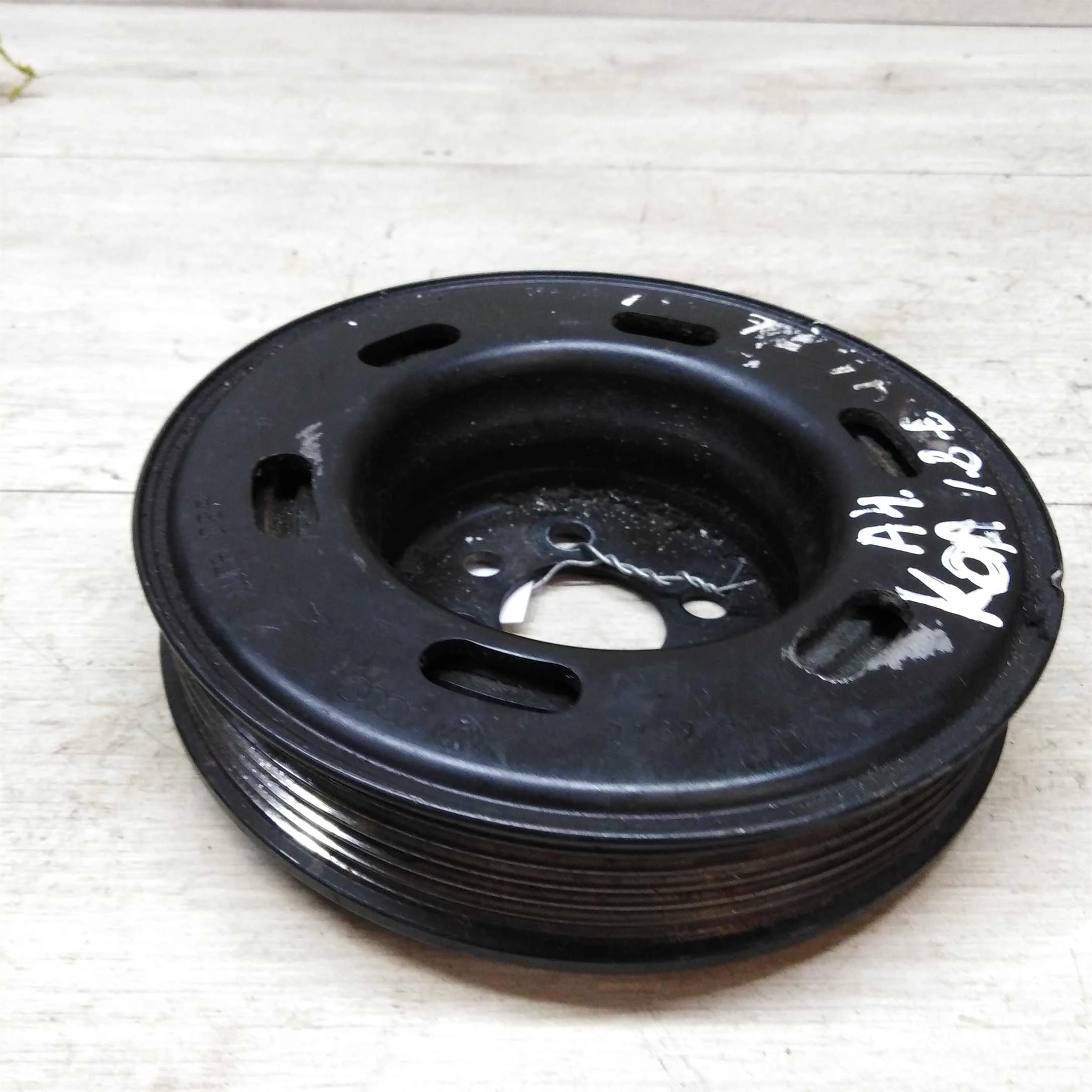 Шкив коленвала Audi A4 B5 (арт. 29509)