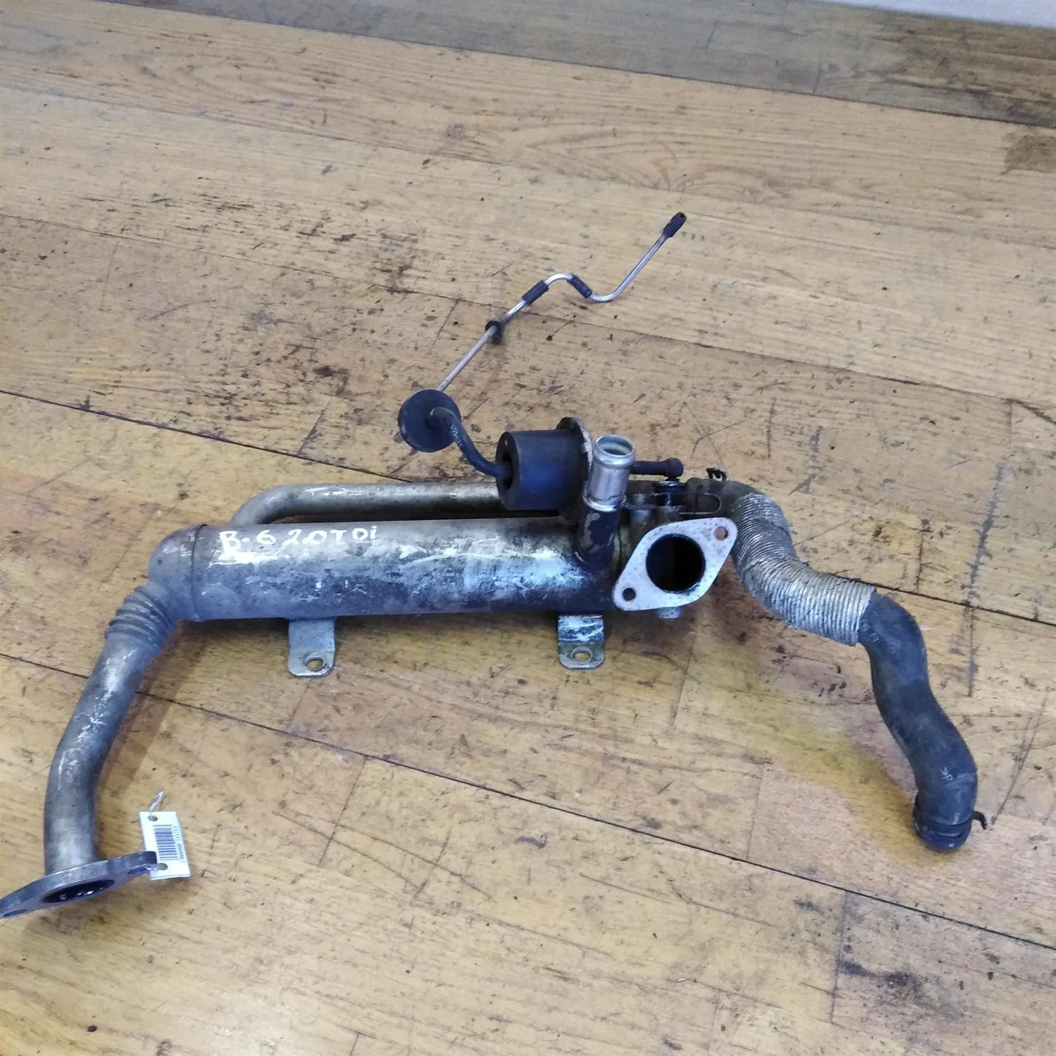 Радиатор системы EGR Volkswagen Passat B6 2.0 TDI б/у (арт. 29922)