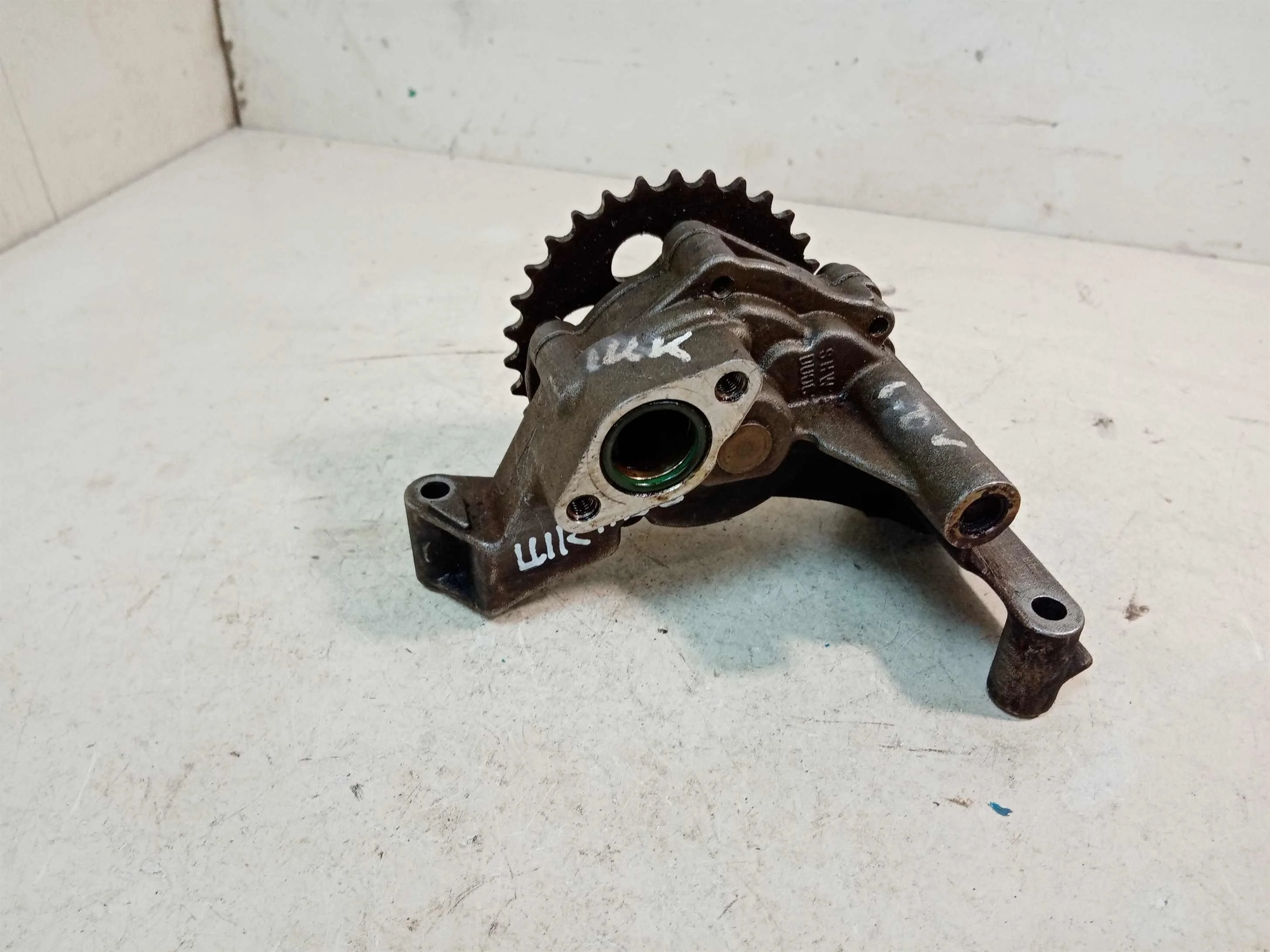 Насос масляный Volkswagen Golf 4 1.8 T (Volkswagen Bora Skoda Octavia Tour  Audi A3) (арт. 31029)