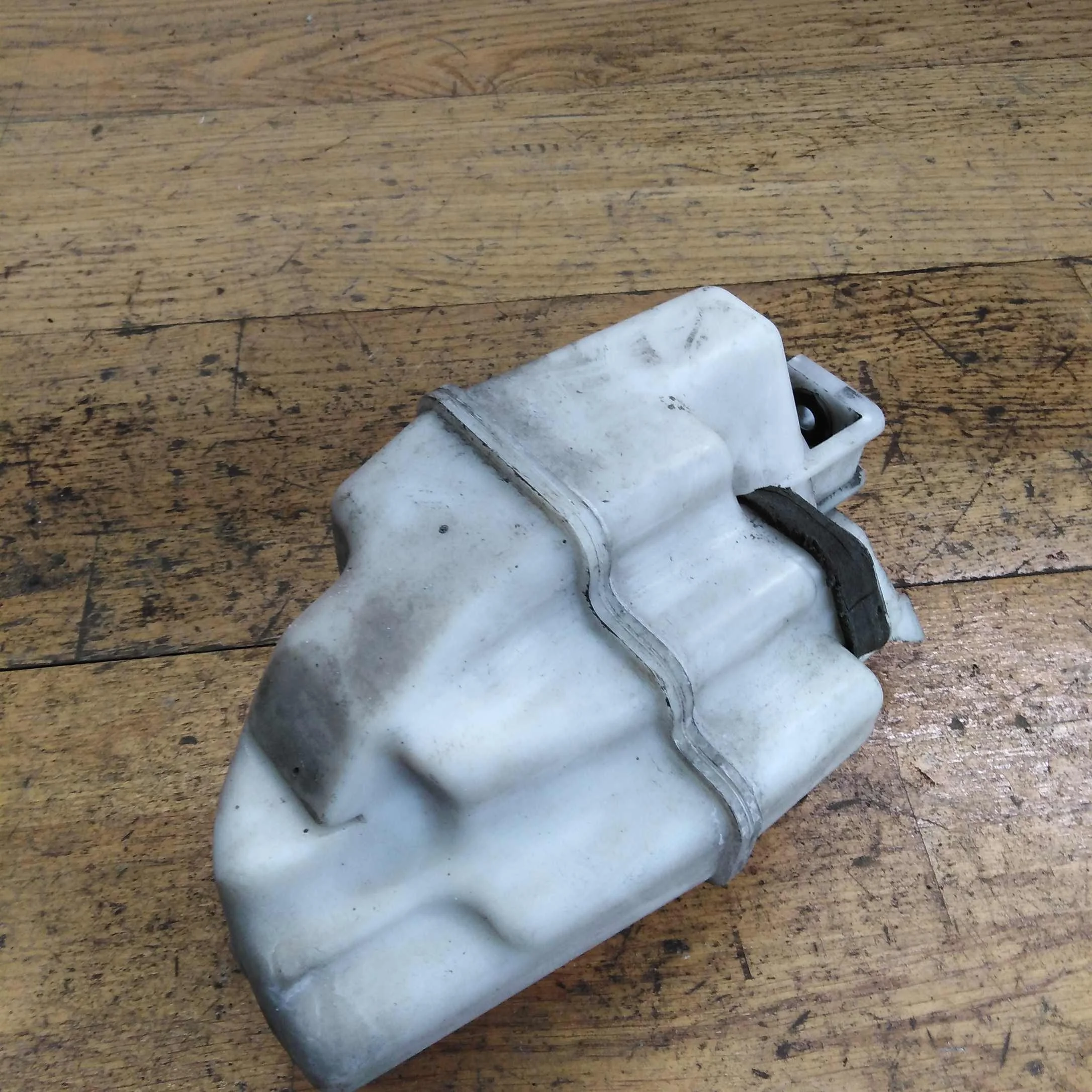 Резонатор воздушного фильтра toyota camry v40 3.5i 2gr (арт. 31174)