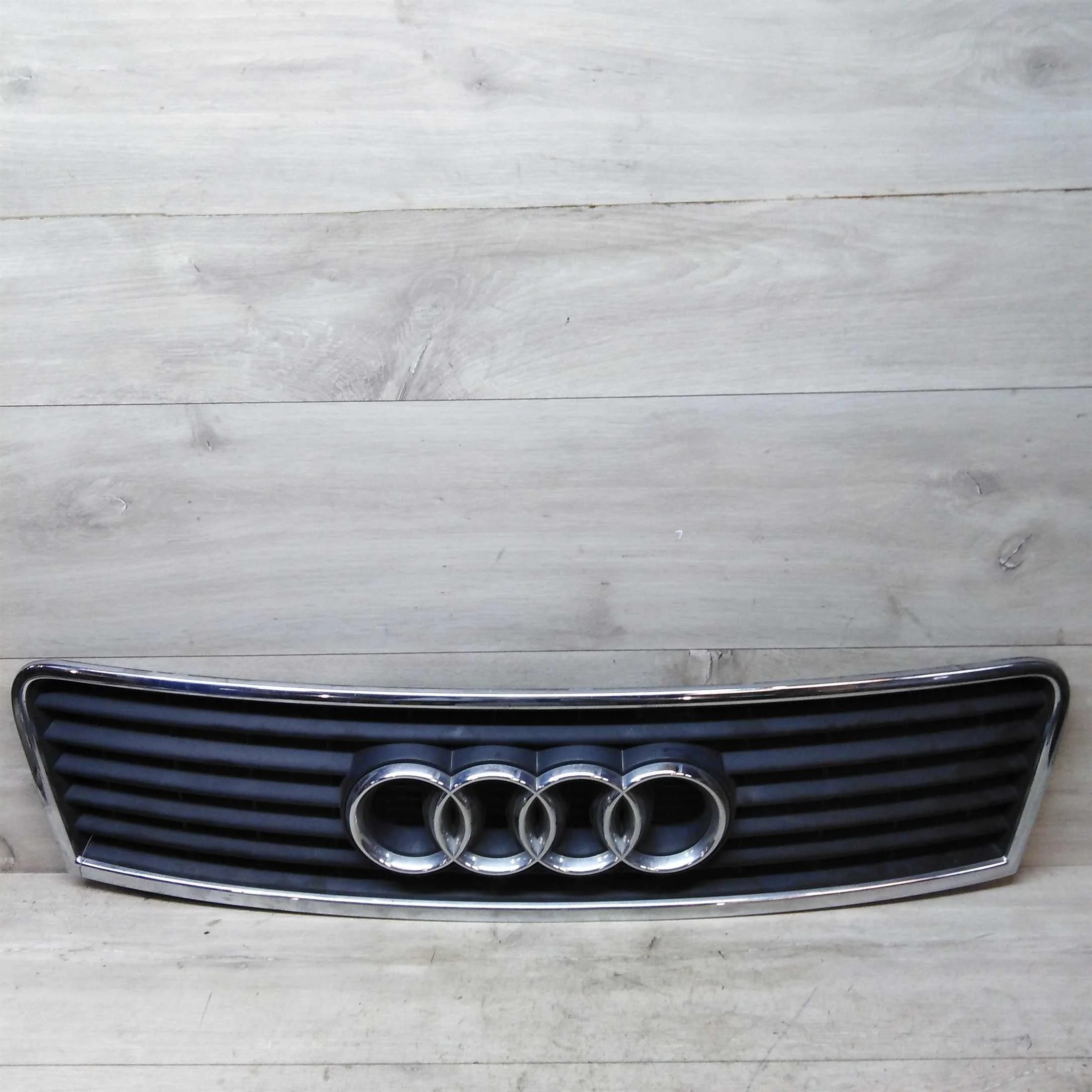 Решётка радиатора Audi A6 C5 рест (арт. 31344)