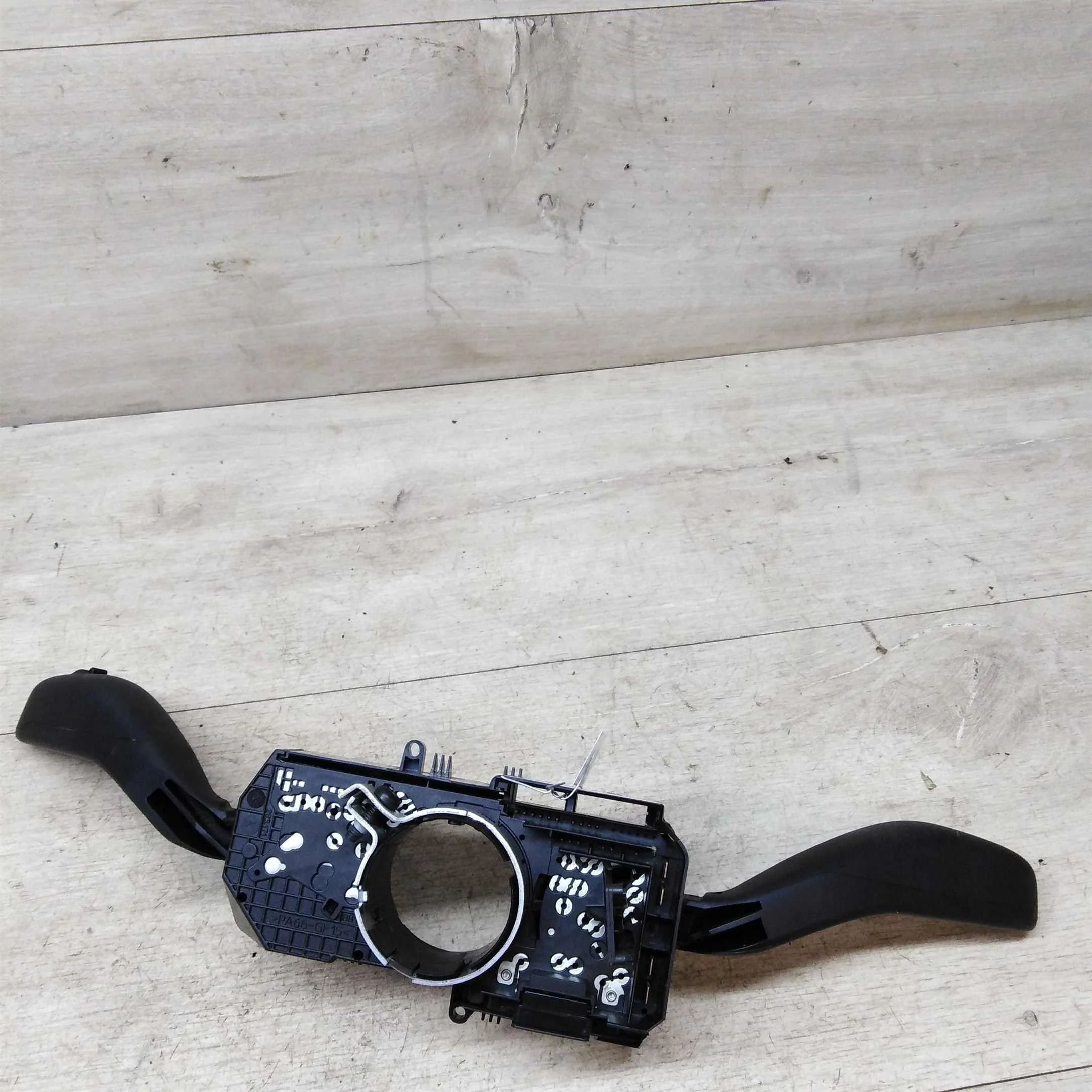 Подрулевой переключатель Света дворников поворотников Volkswagen polo 4  (арт. 32688)