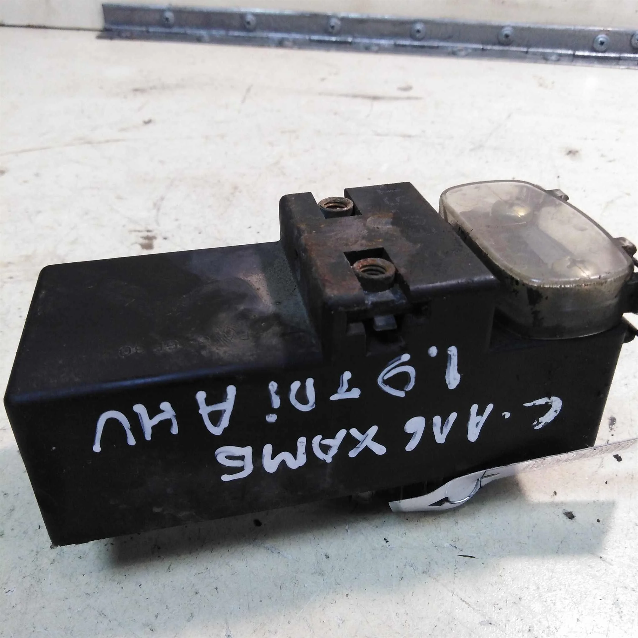 Реле вентилятора охлаждения двигателя Volkswagen Sharan до рест seat alhambra  (арт. 34034)