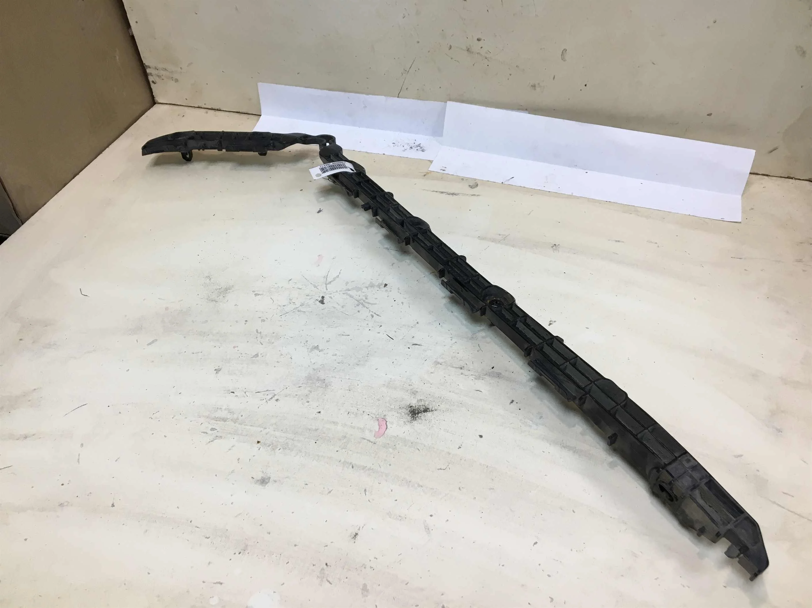 КРОНШТЕЙН ЗАДНЕГО БАМПЕРА toyota camry V50 (арт. 36597)