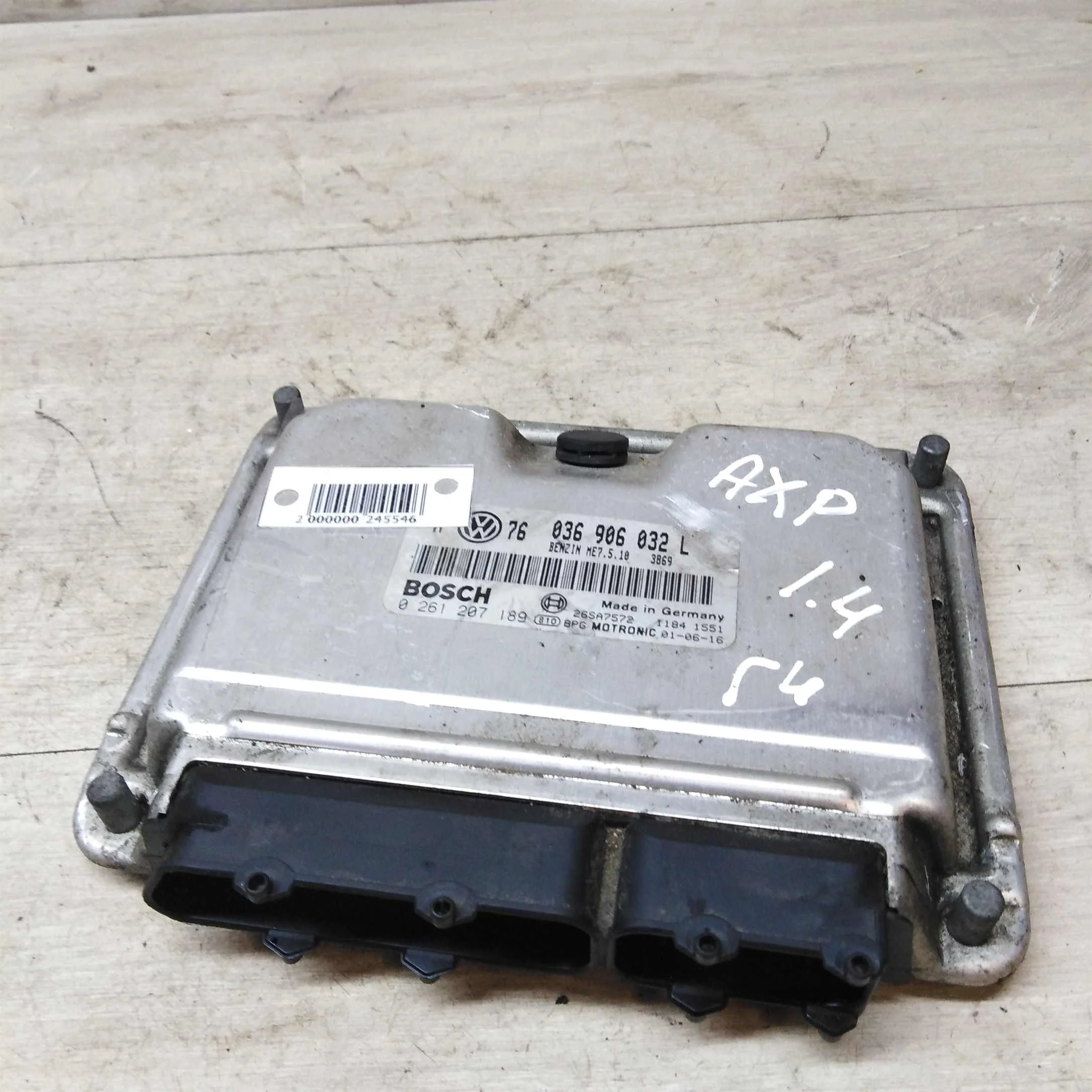 ЭБУ 1.4i AXP Volkswagen Golf 4  (арт. 37086)