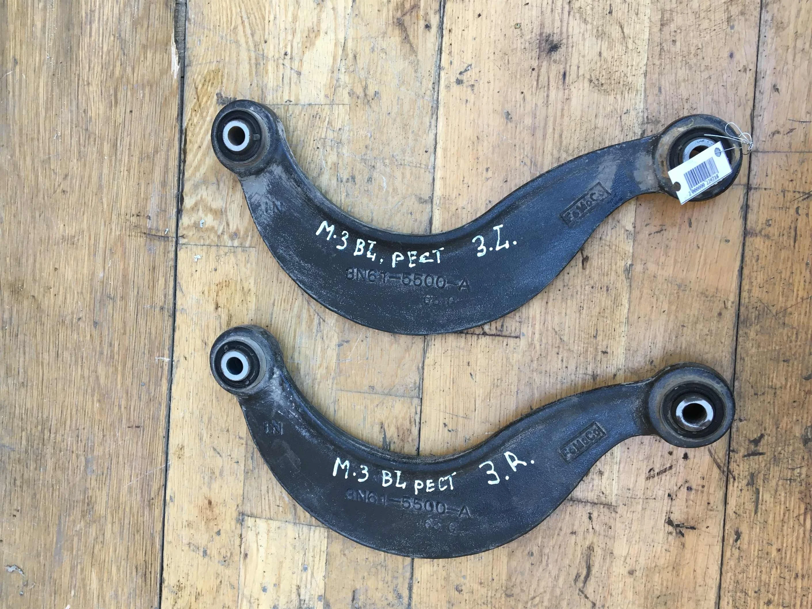 Рычаг подвески задний Mazda 3 BL рест седан (арт. 37171)