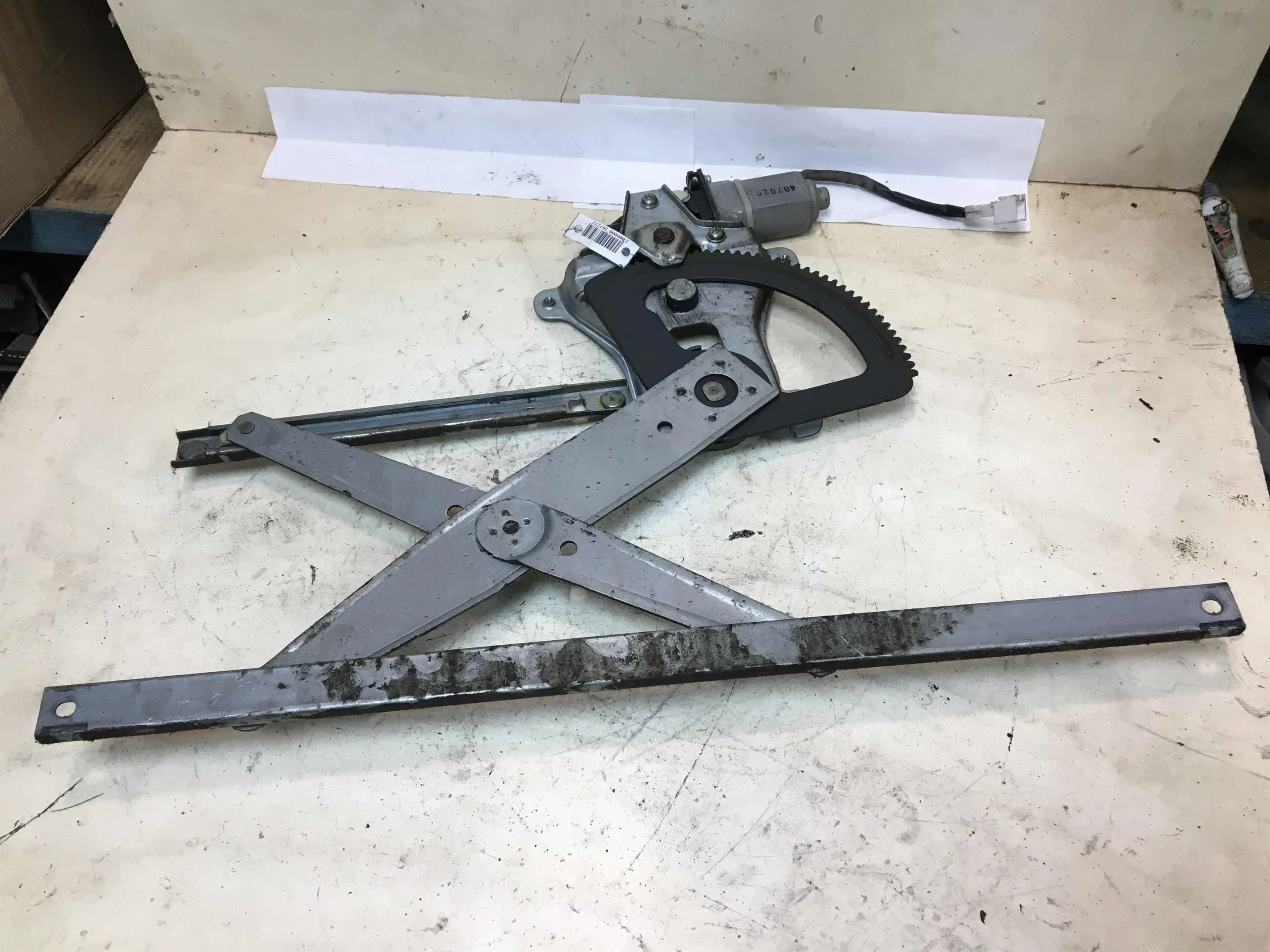 Стеклоподъемник передний левый chevrolet aveo т250 (арт. 38145)