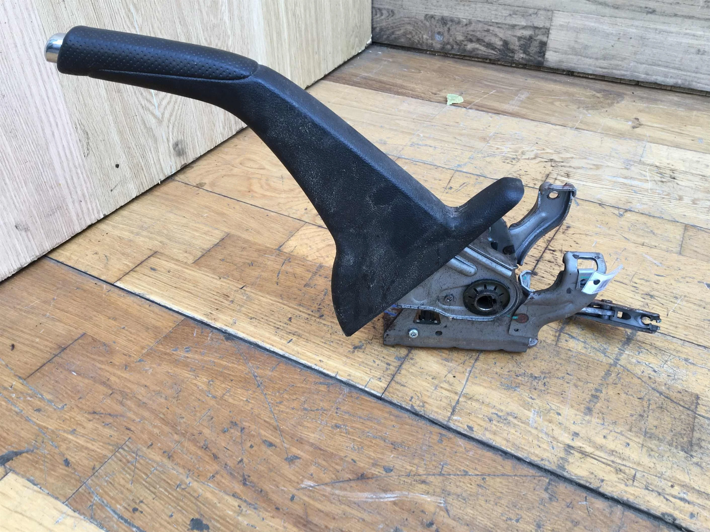 Рычаг ручного тормоза ручник chevrolet cruze до рест (арт. 38639)