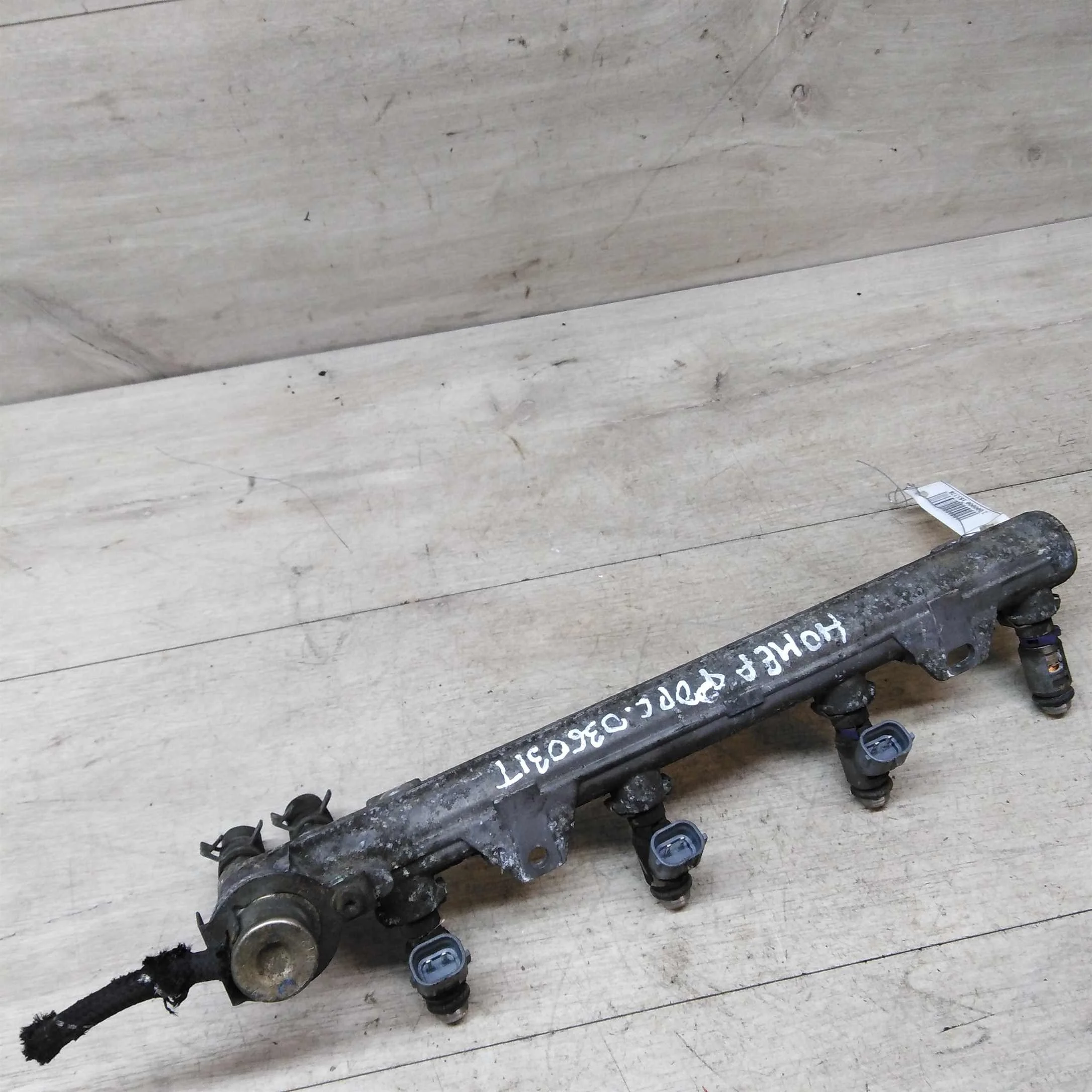 Топливная рампа Volkswagen Golf 4 1.6 azd (арт. 39368)