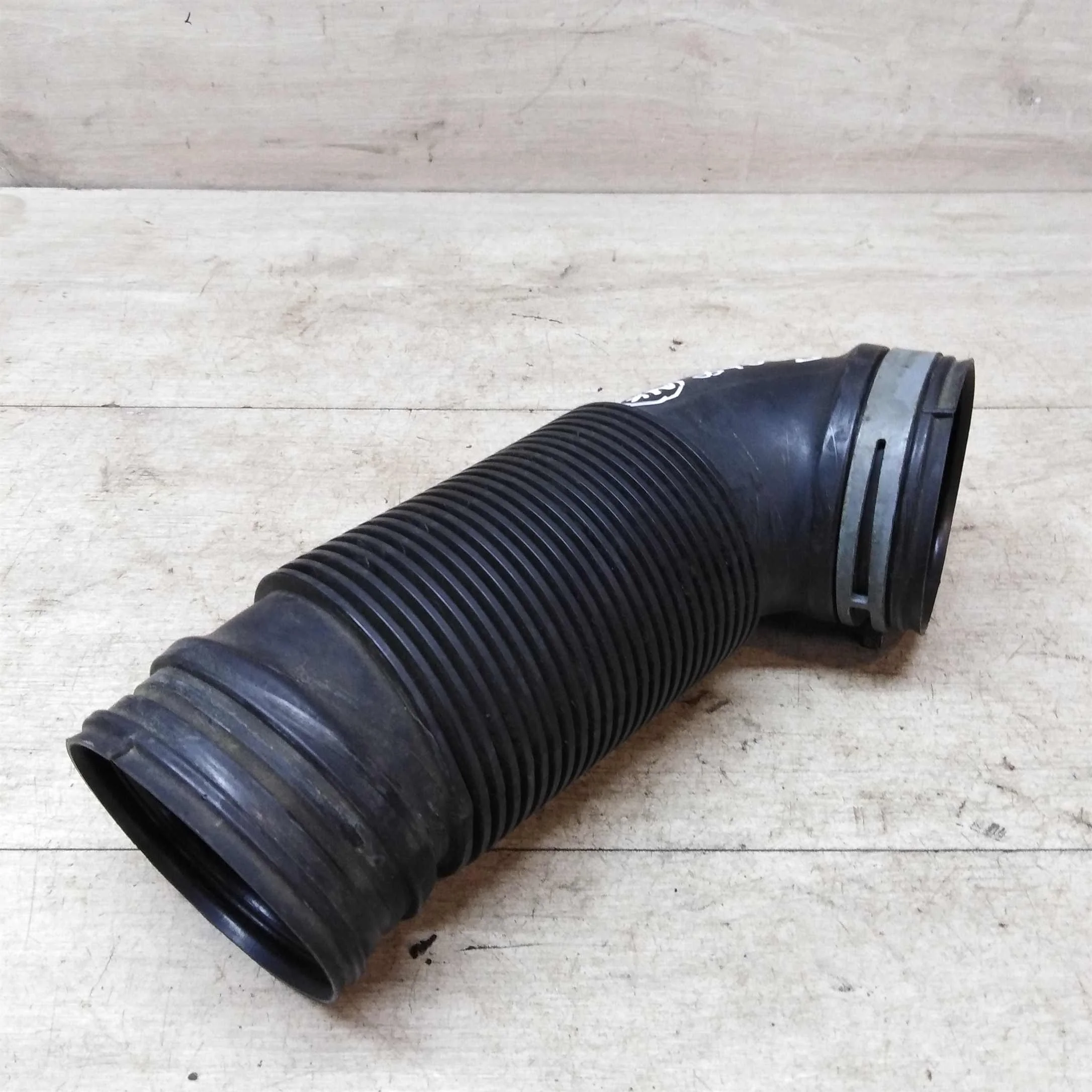 Гофра воздуховода Volkswagen Golf Plus 05г.в. (арт. 40942)