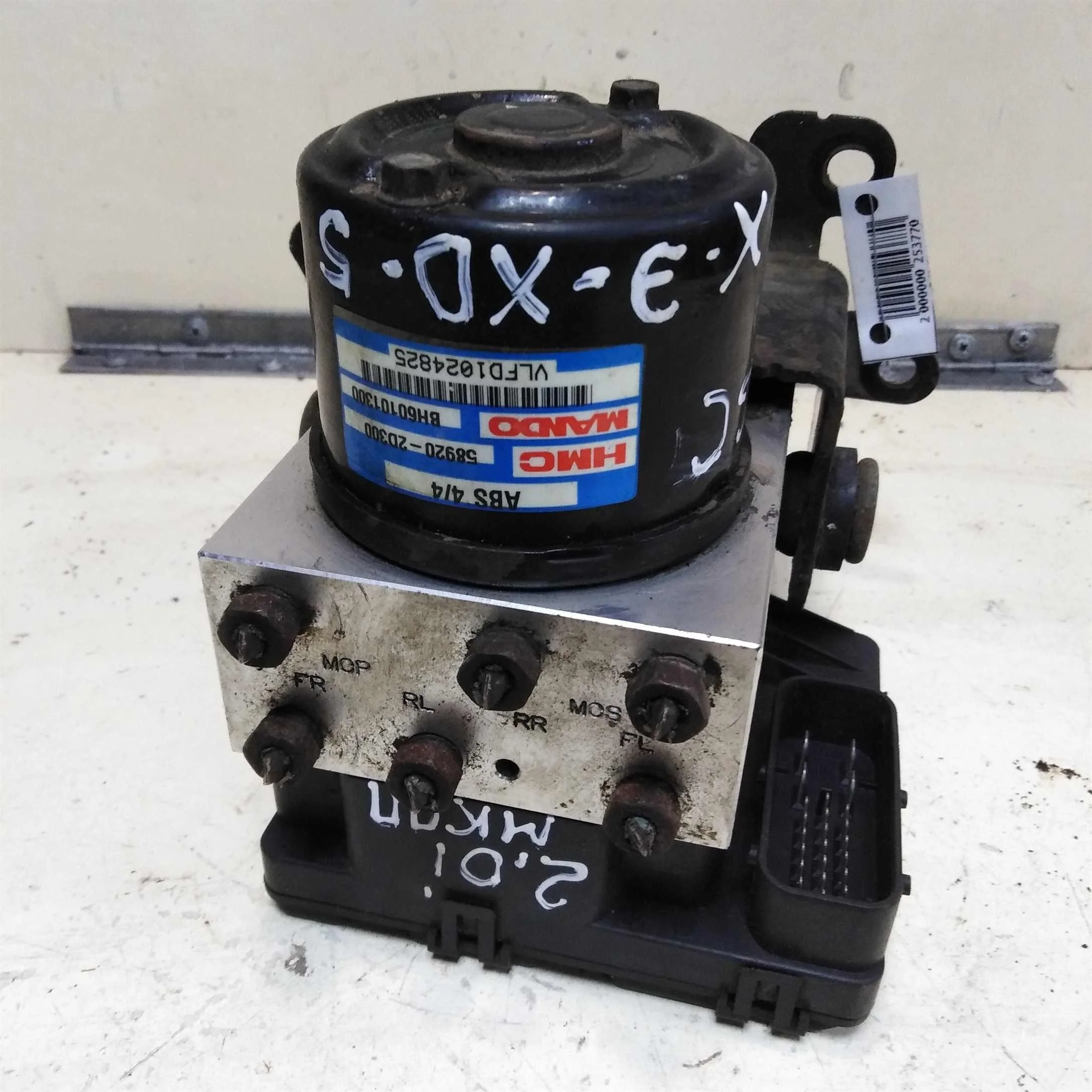 Блок ABS 2.0 g4gc Hyundai elantra III XD-2 до рест (арт. 41439)