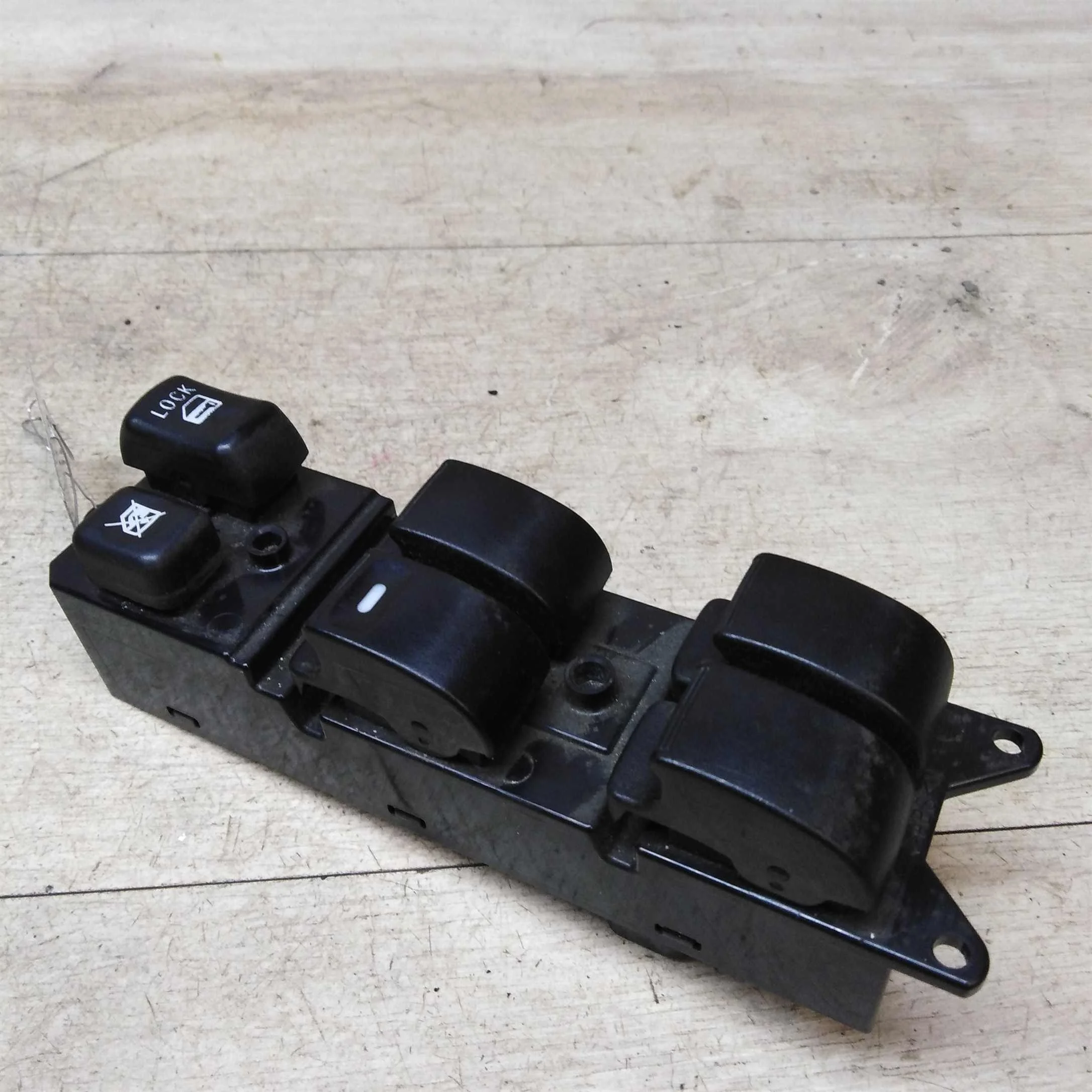 Блок управления стеклоподъёмниками Mitsubishi Lancer 10 седан (арт. 41982)