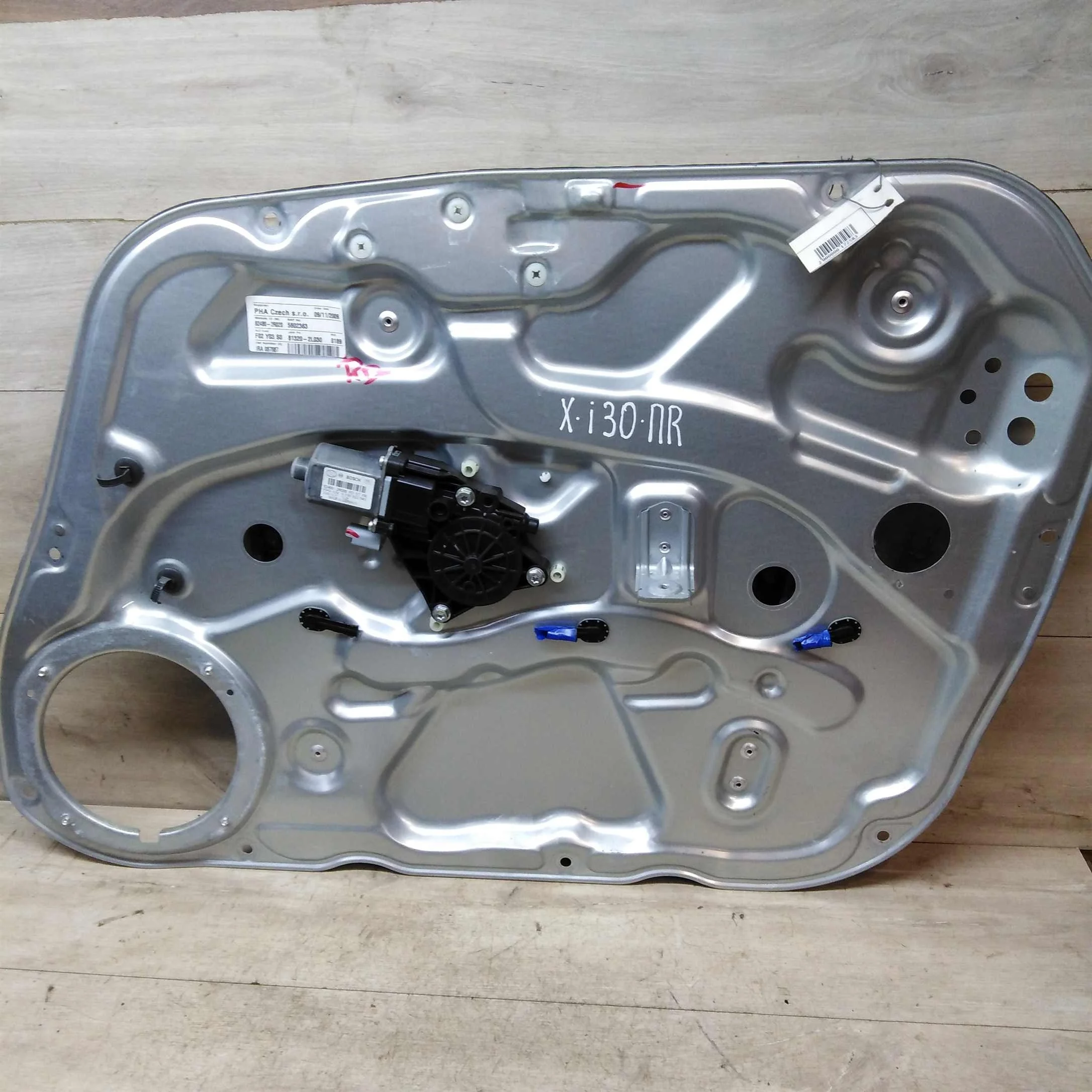 Стеклоподъемник передний правый Hyundai i30 I (арт. 42600)