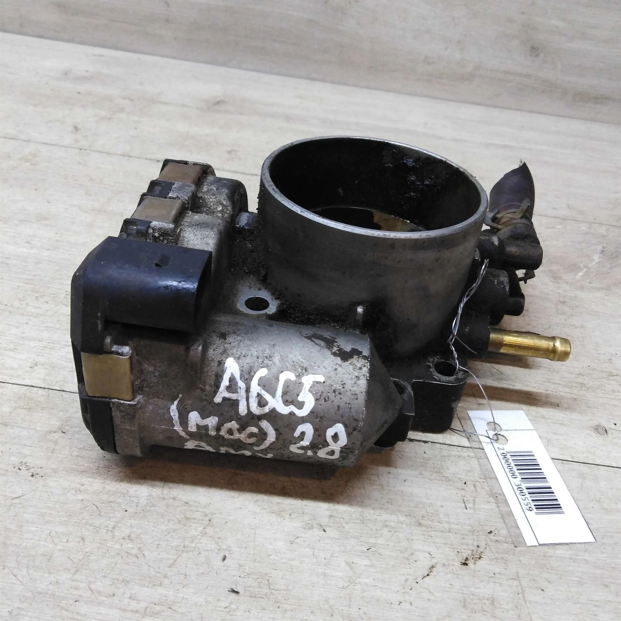Дроссельная заслонка Audi A6 C5 2.4i AMX (арт. 43160)