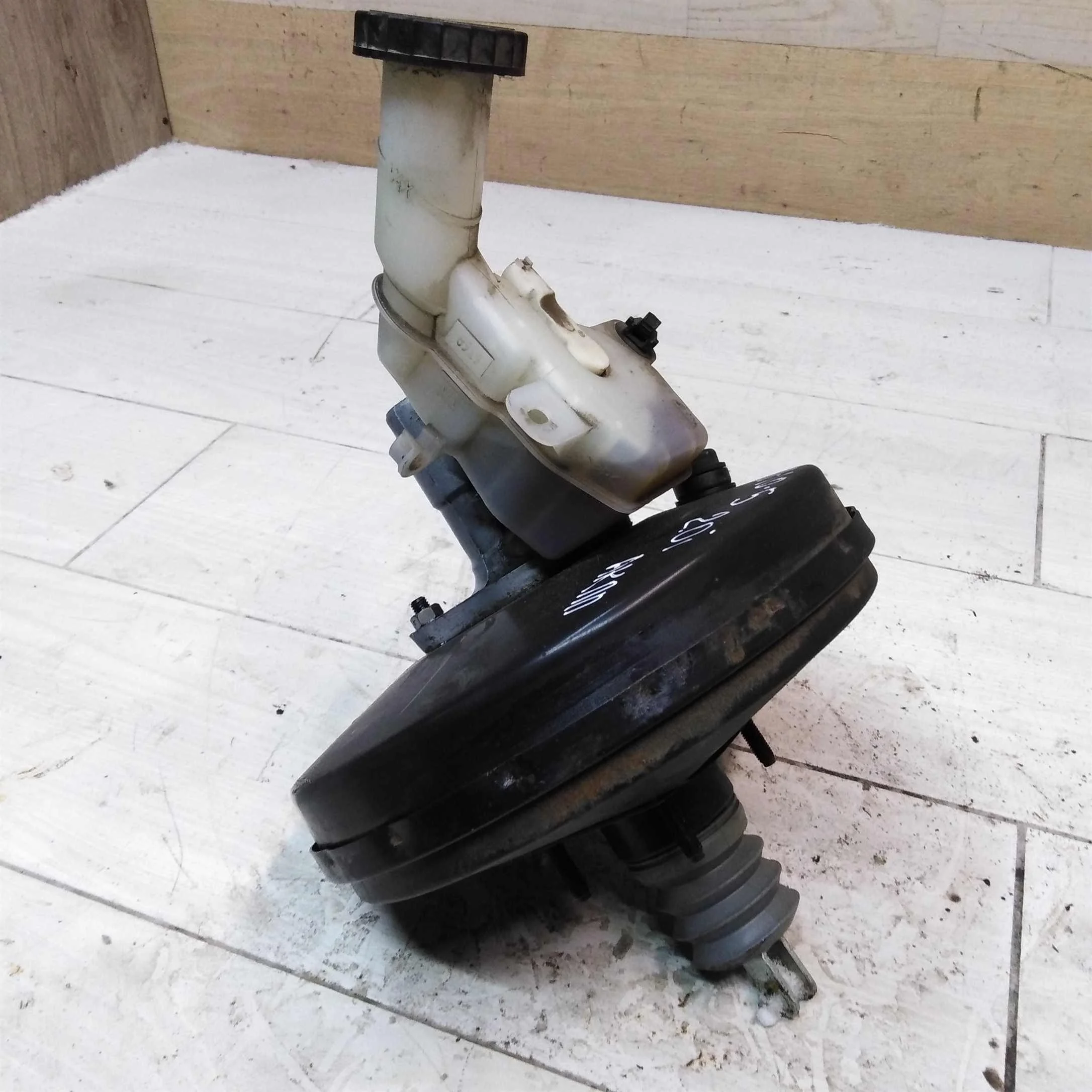 Вакуумный усилитель тормозов Mitsubishi Lancer 10 (арт. 46226)