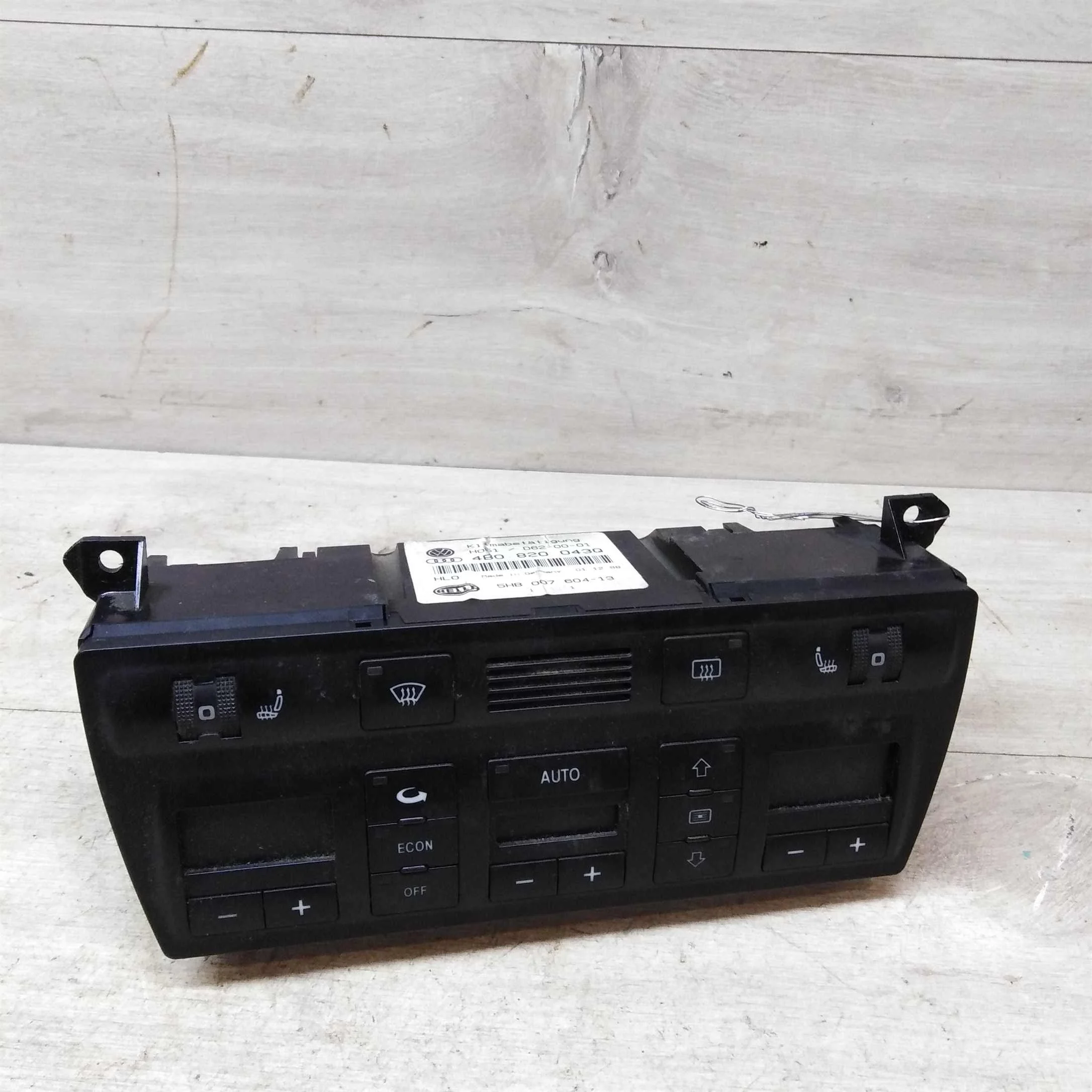 Блок управления печкой климат-контролем Audi A6 C5 до рест дефект (арт. 46354)