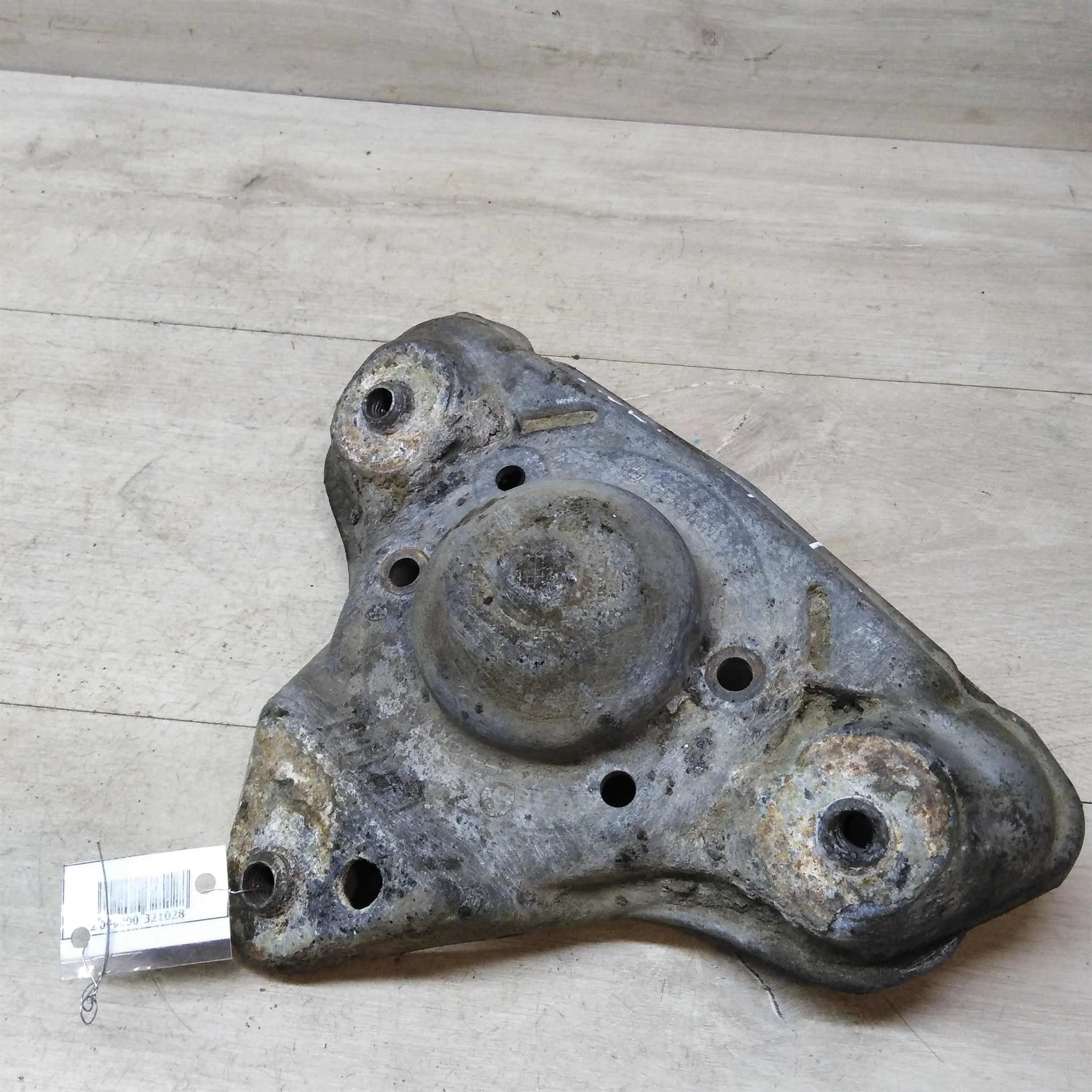 Опора амортизатора переднего Audi A6 C5 Volkswagen Passat B5 Audi A4 B5  (арт. 46397)
