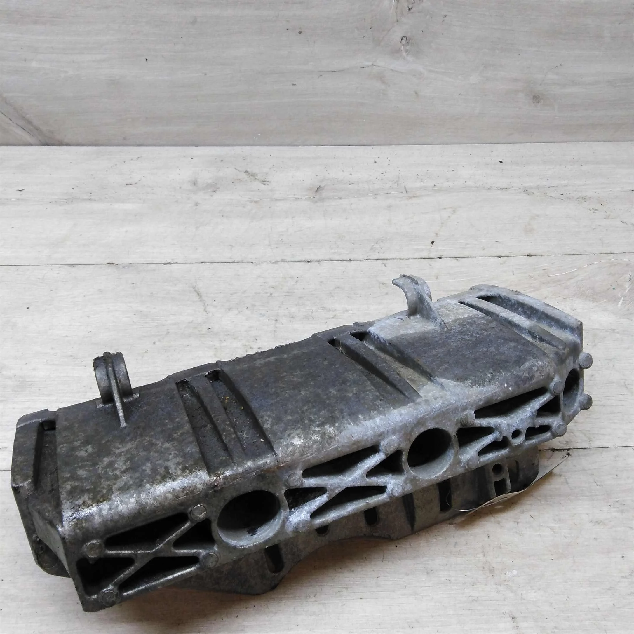 Кронштейн впускного коллектора Lada Largus (арт. 48079)