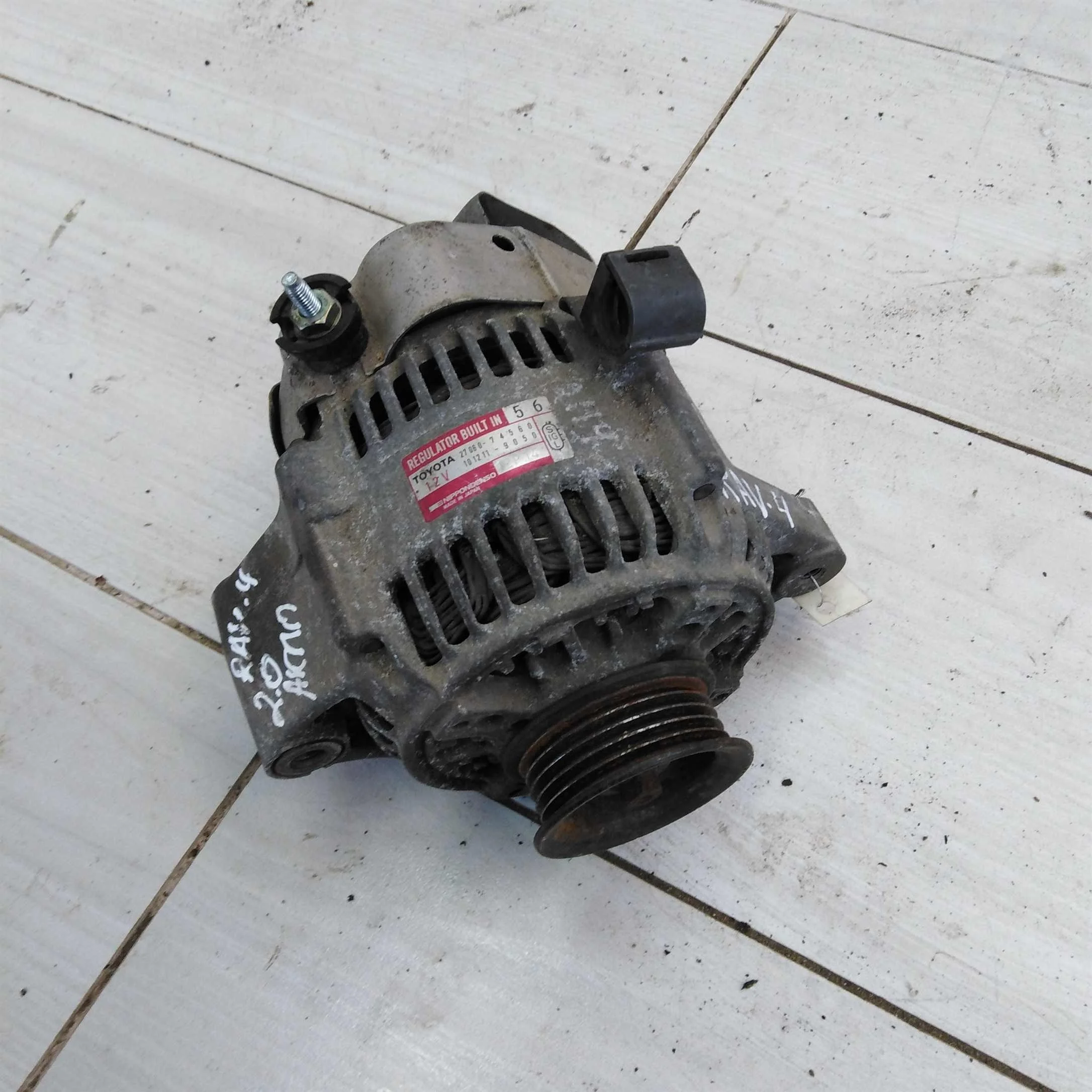 Генератор Toyota RAV4 1994 г.в. 2.0i 3S-FE (арт. 48681)