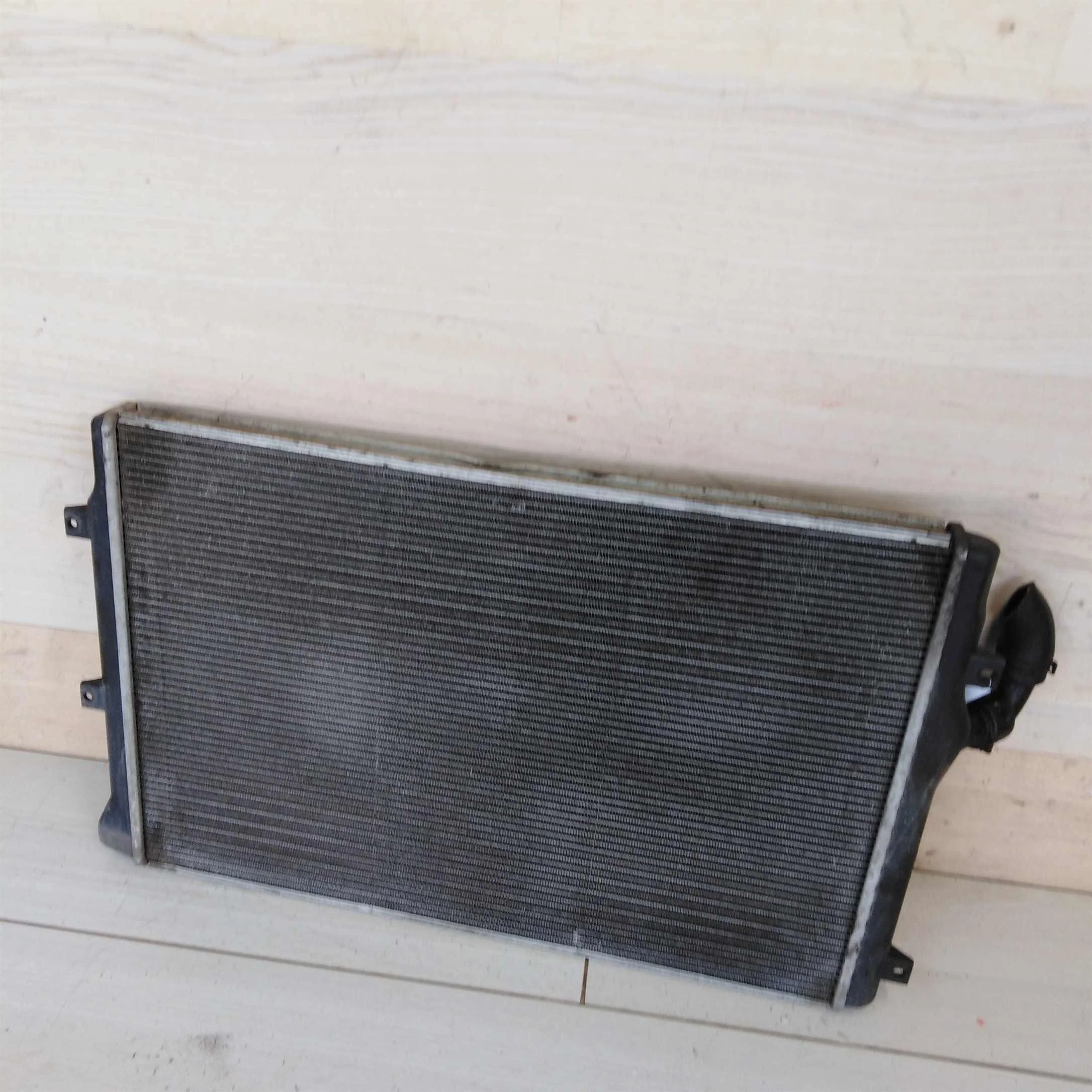 Радиатор основной Volkswagen Passat B6 2.0 TDI (арт. 49433)