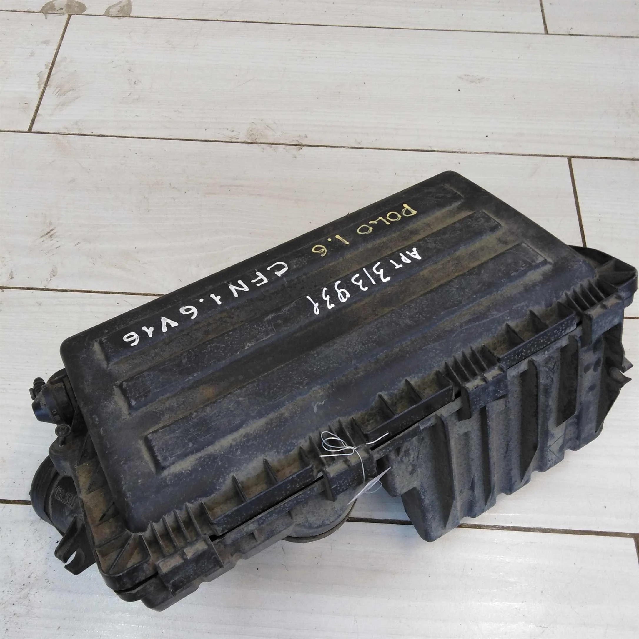 Корпус воздушного фильтра Volkswagen Polo Sedan (арт. 49789)