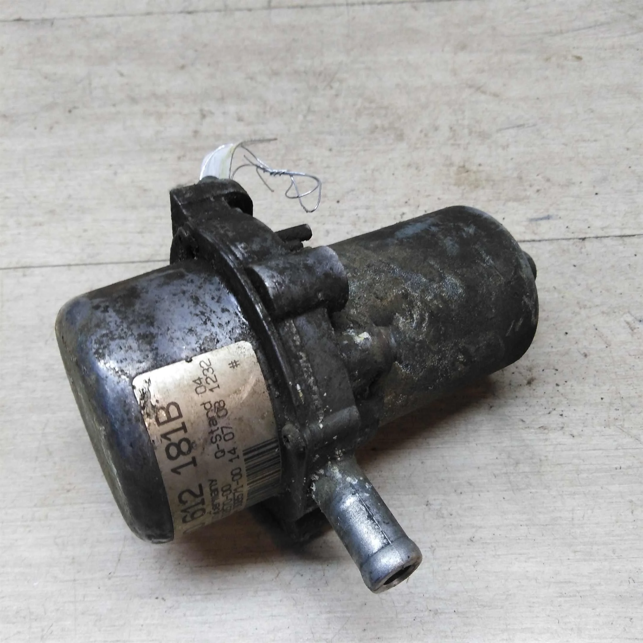 Насос вакуумный Volkswagen Jetta 5 1.6 BSE (арт. 50364)