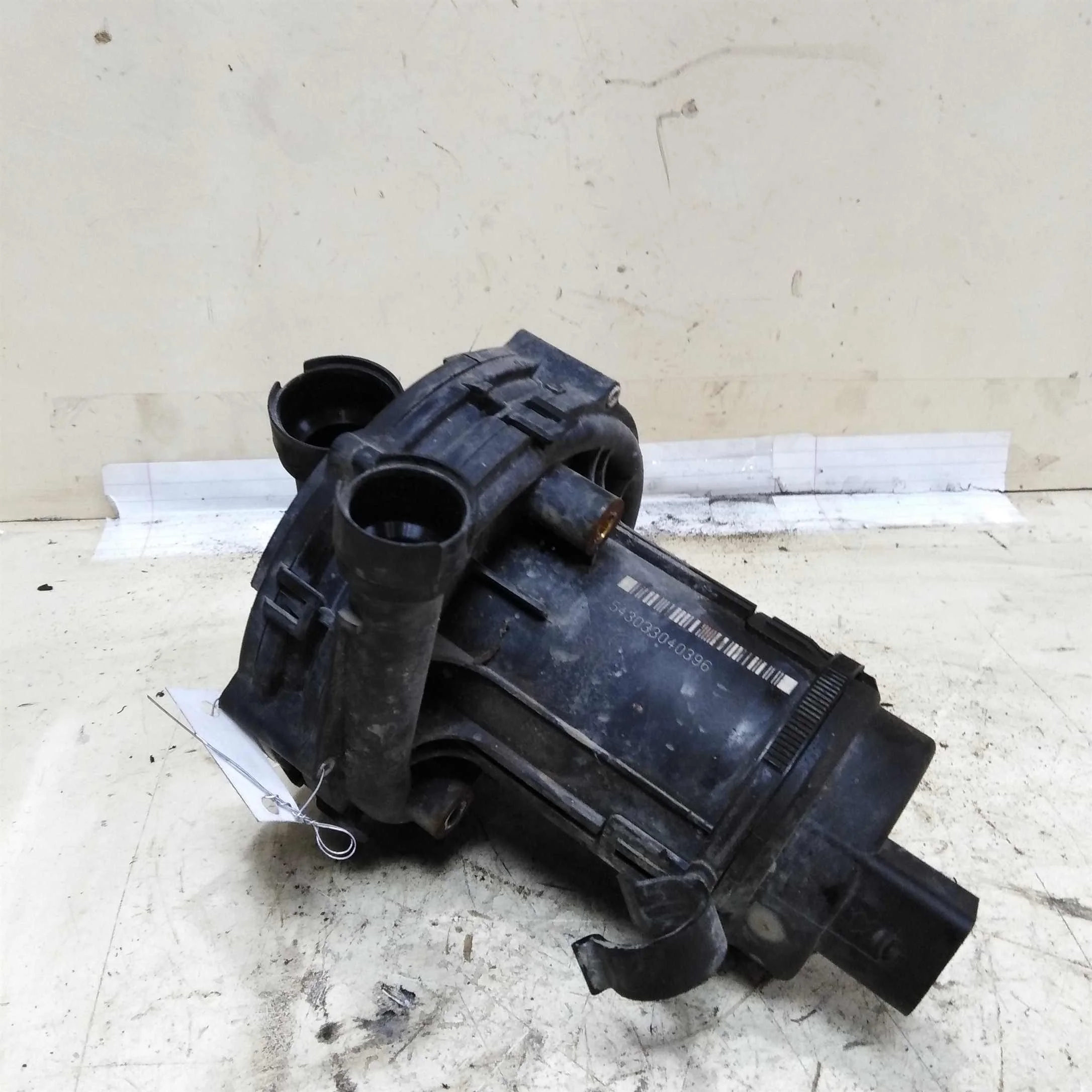 Насос дополнительной подачи воздуха Audi A6 C5 2.4i (арт. 50709)