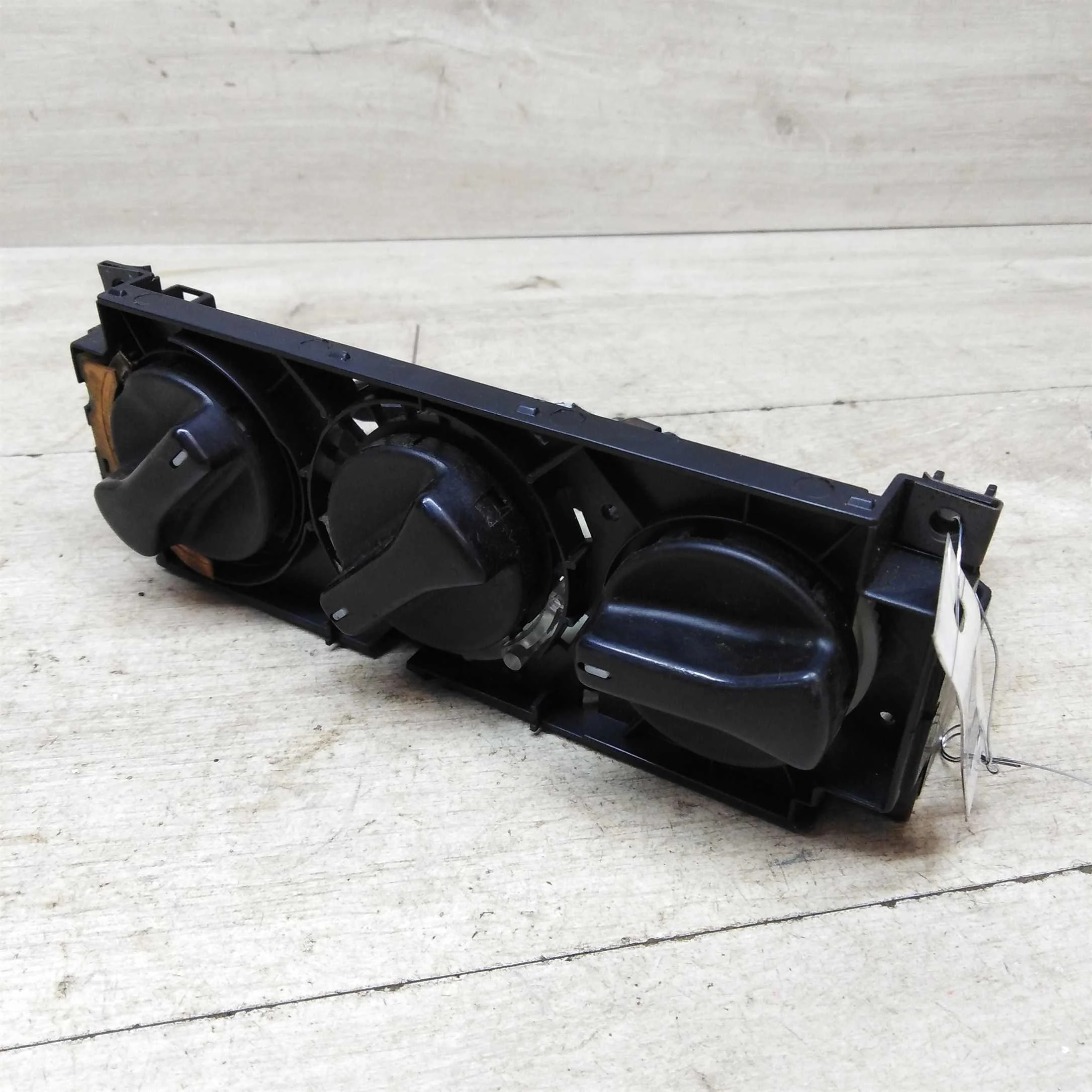 Блок управления печкой Volkswagen Golf 3 Volkswagen vento Volkswagen Passat B3 Volkswagen Passat B4 (арт. 52685)