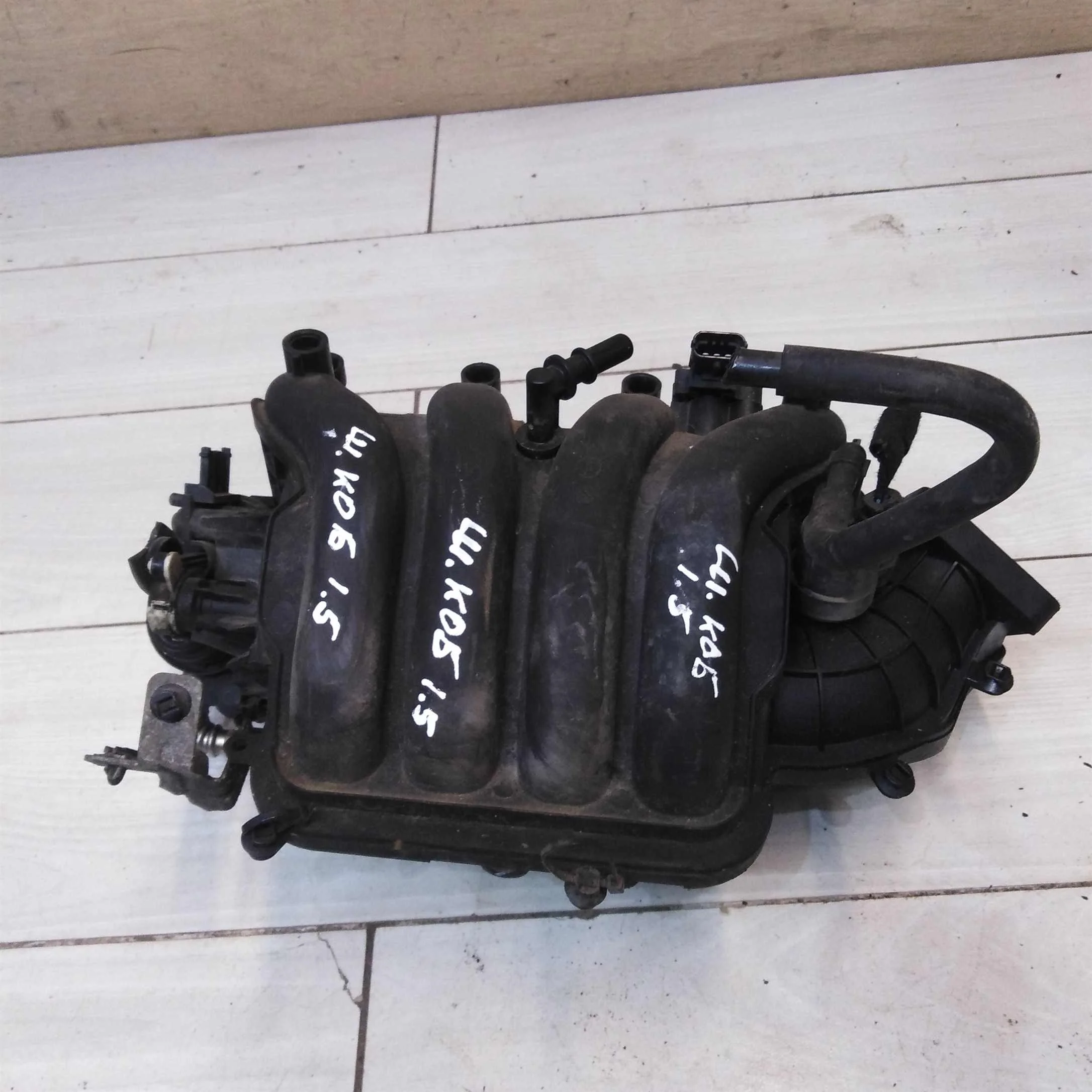 Коллектор впускной 1.5i B15D2 Chevrolet Cobalt (арт. 56341)