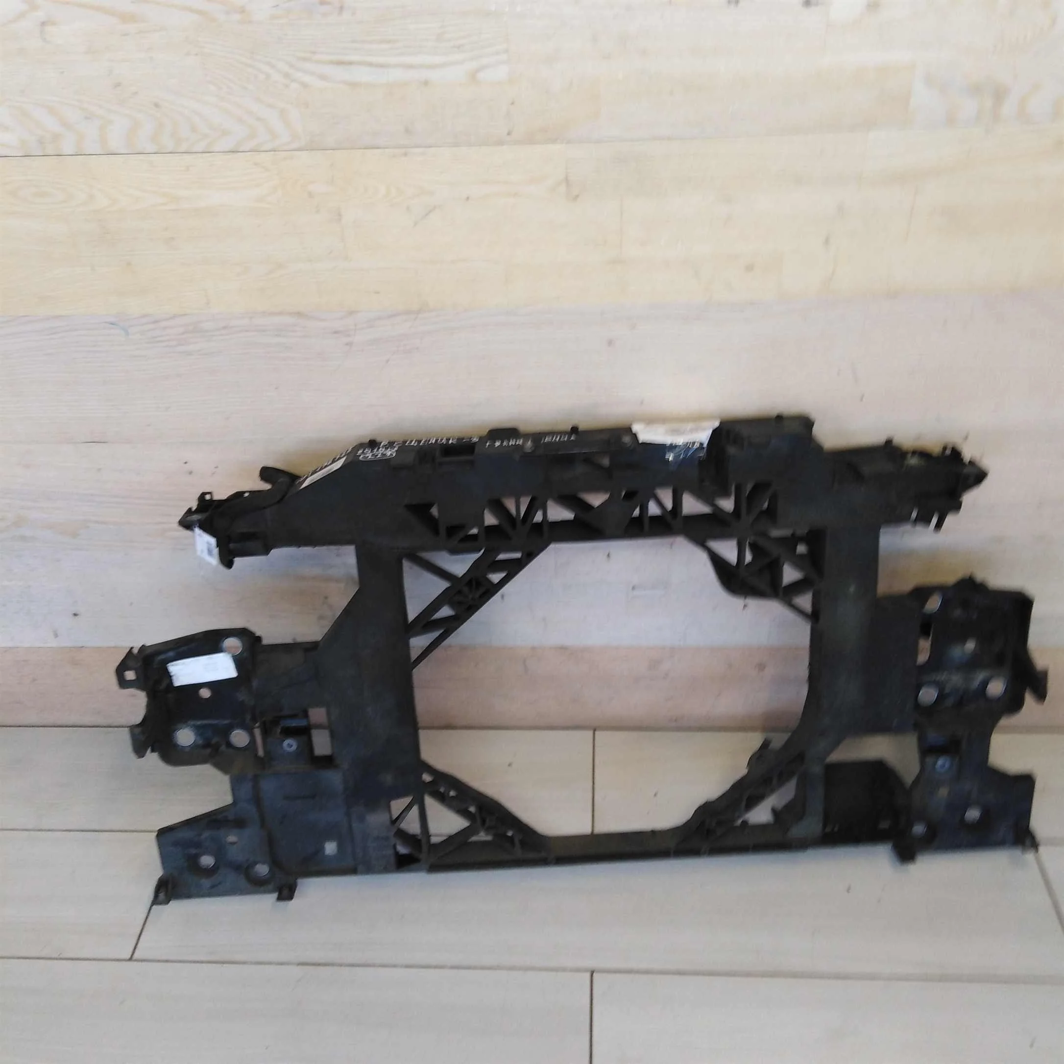 Передняя панель телевизор Renault Grand Scenic 3 (арт. 57216)